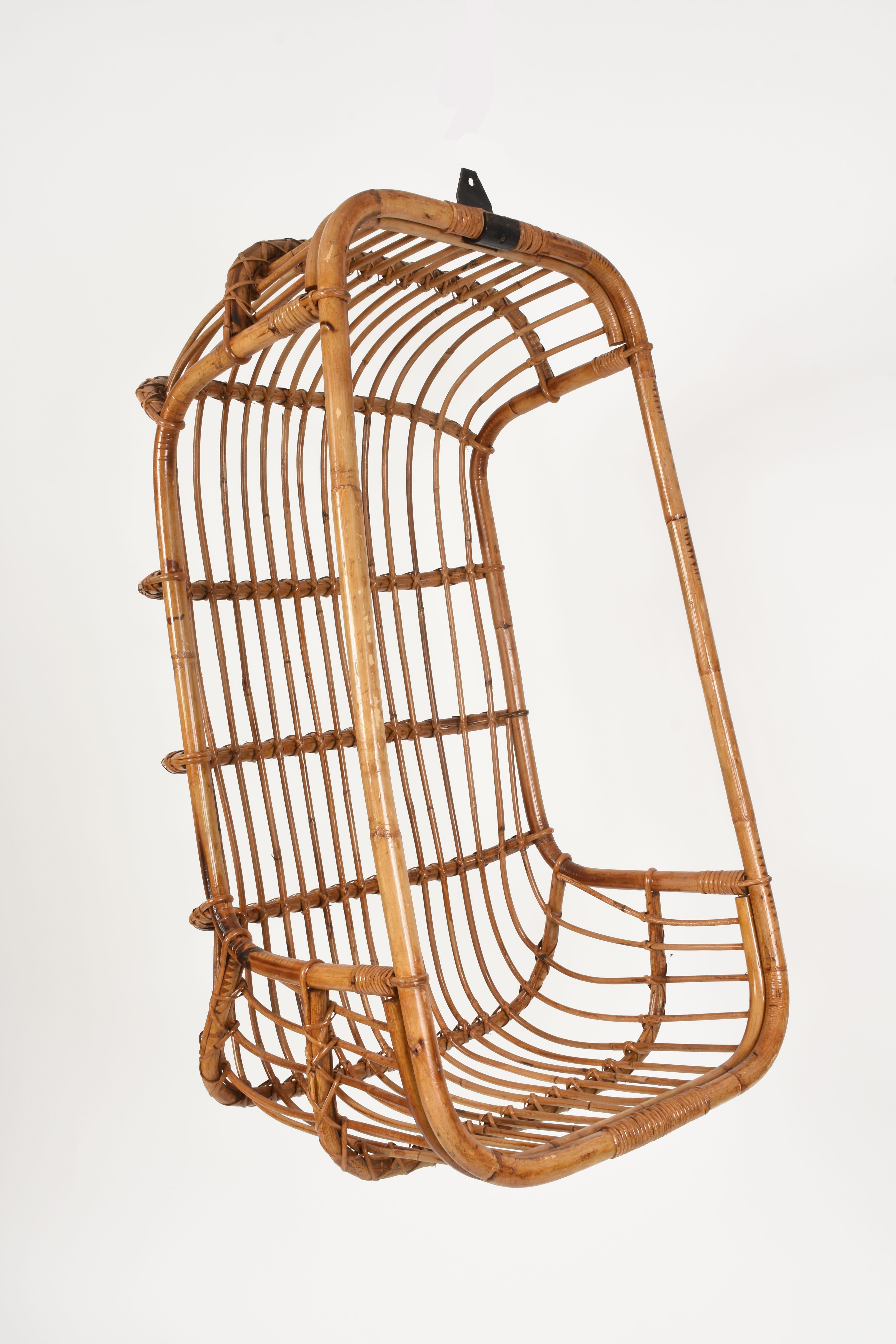 Hanging Eggshaped Midcentury Rattan and Bamboo Italian Armchair, 1970s 6