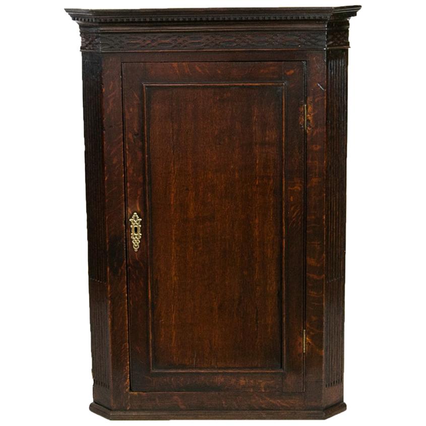 Hanging English Oak Corner Cupboard For Sale