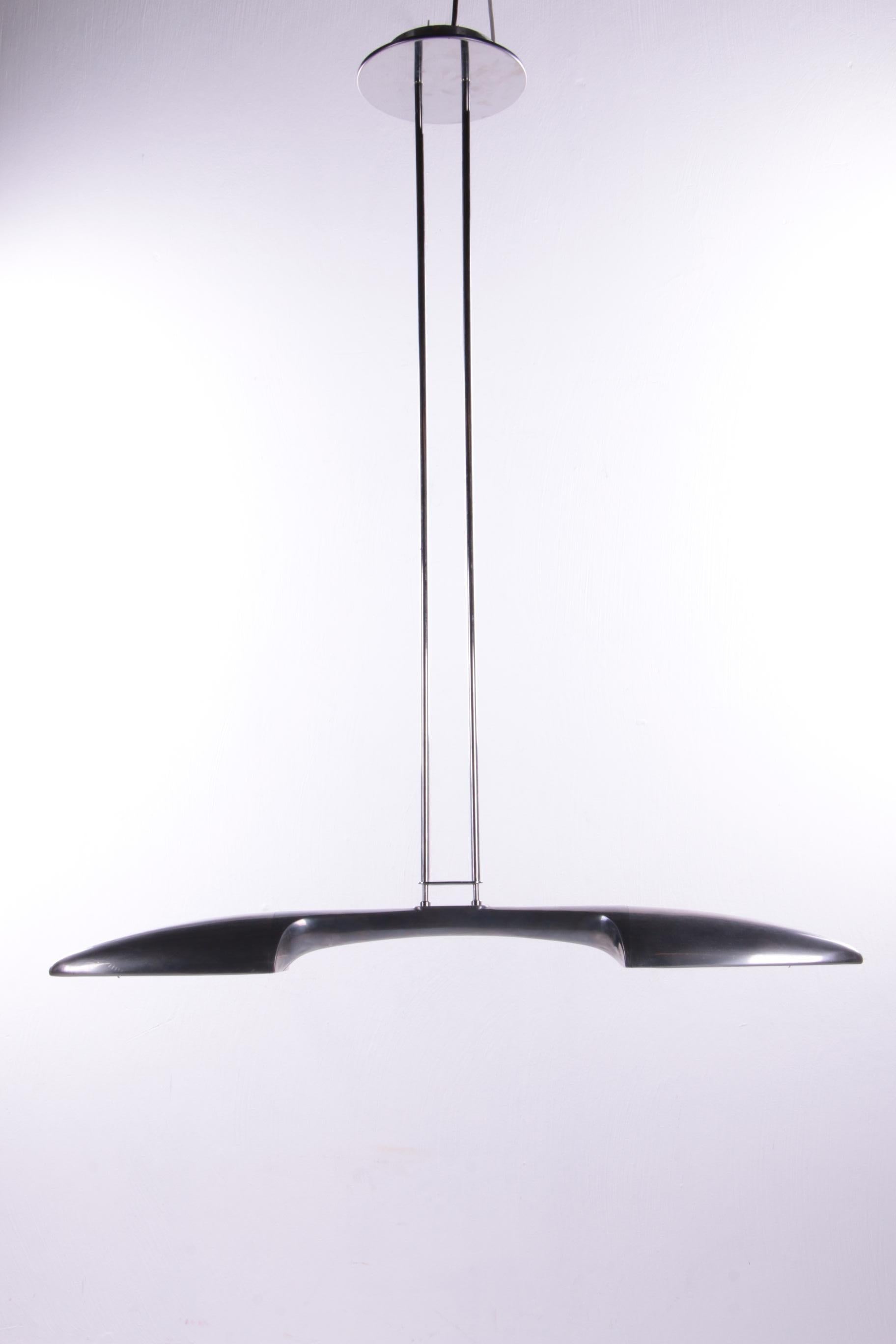 Hanging lamp Aluminum design by Jorge Pensi for B-Lux Spain 1980


Special hanging lamp by the widely respected designer Jorge Pensi.

Mainly known for its chairs, but a connoisseur who takes a good look at this lamp immediately recognizes the