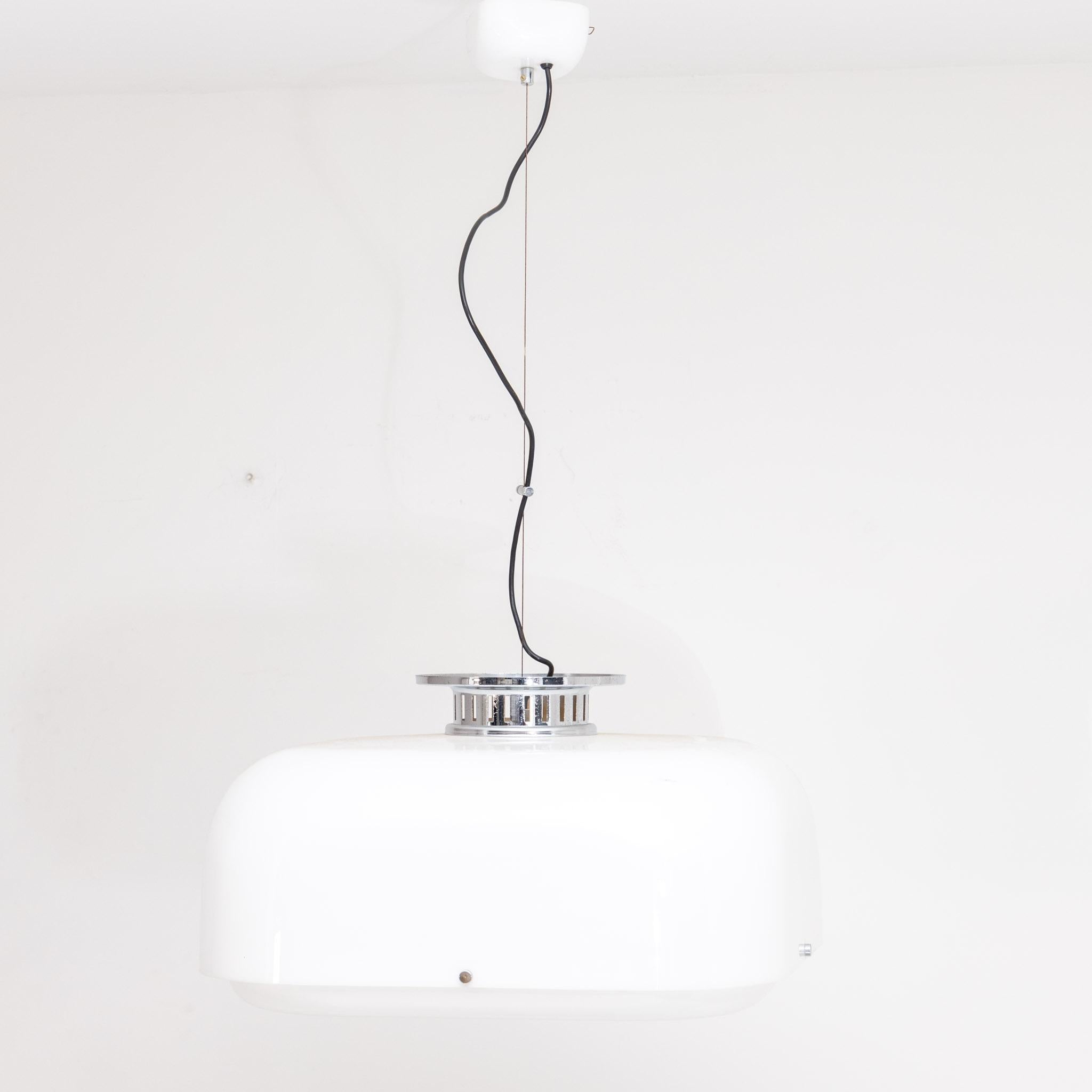 Moderne Lampe suspendue, attribuée à Guzzini, Italie, années 1960 en vente