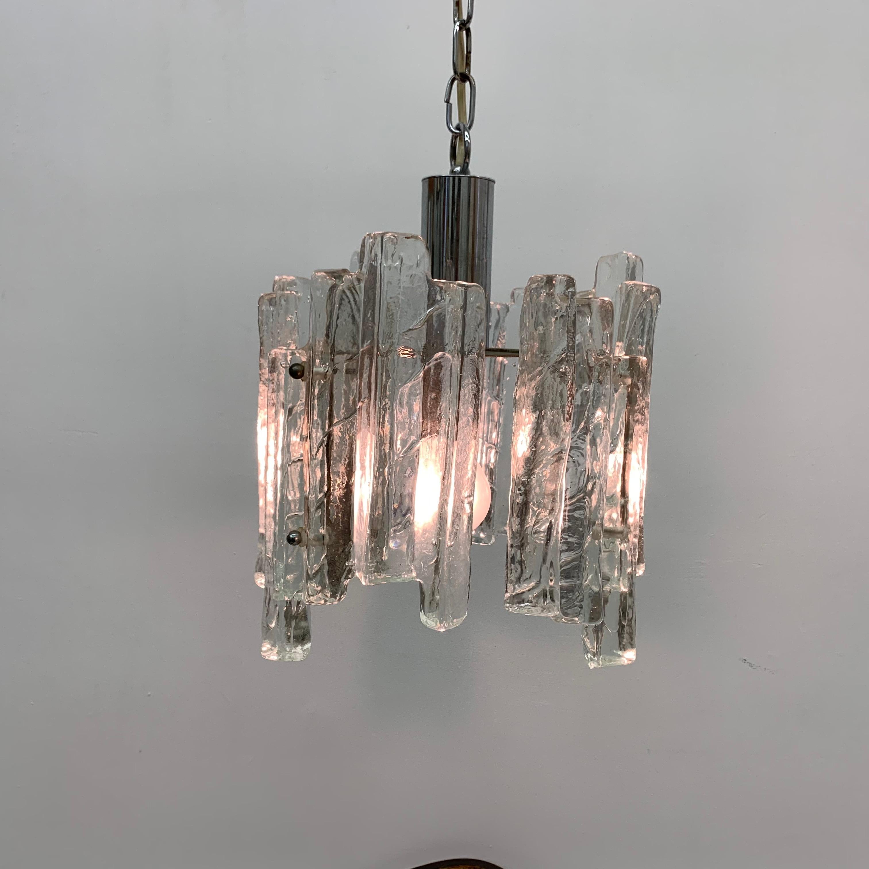 Hanging lamp in Frosted Ice Glass by J. T. Kalmar for Kalmar Franken KG, 1960s For Sale 5