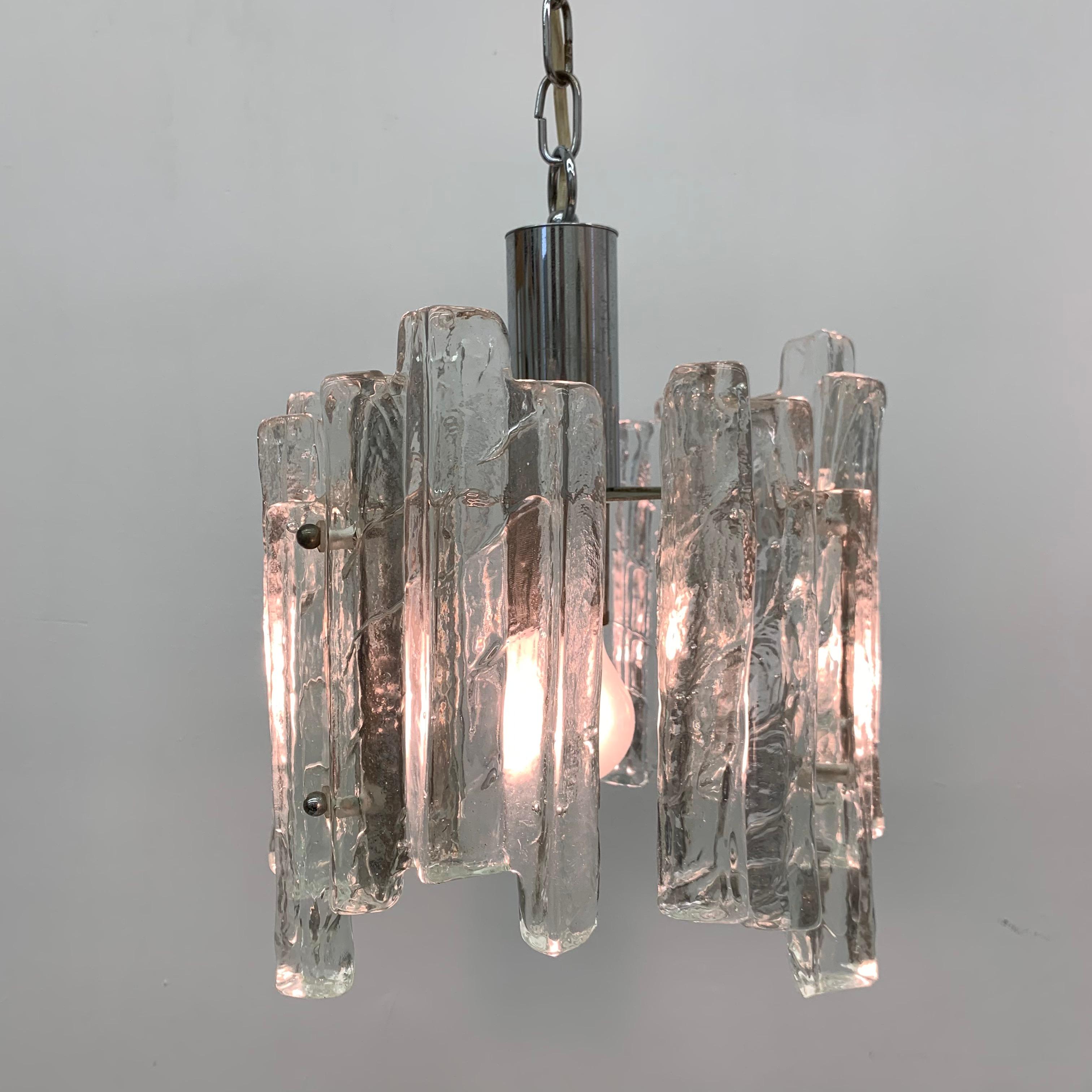 Hanging lamp in Frosted Ice Glass by J. T. Kalmar for Kalmar Franken KG, 1960s For Sale 10
