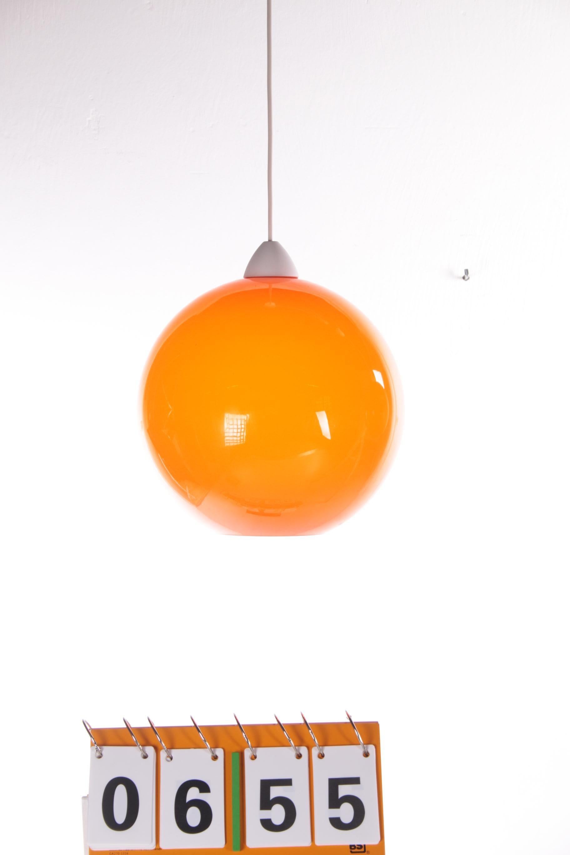 Milieu du XXe siècle Lampe suspendue modèle ui de Vistosi, design d'Alessandro Pianon, années 1960 en vente