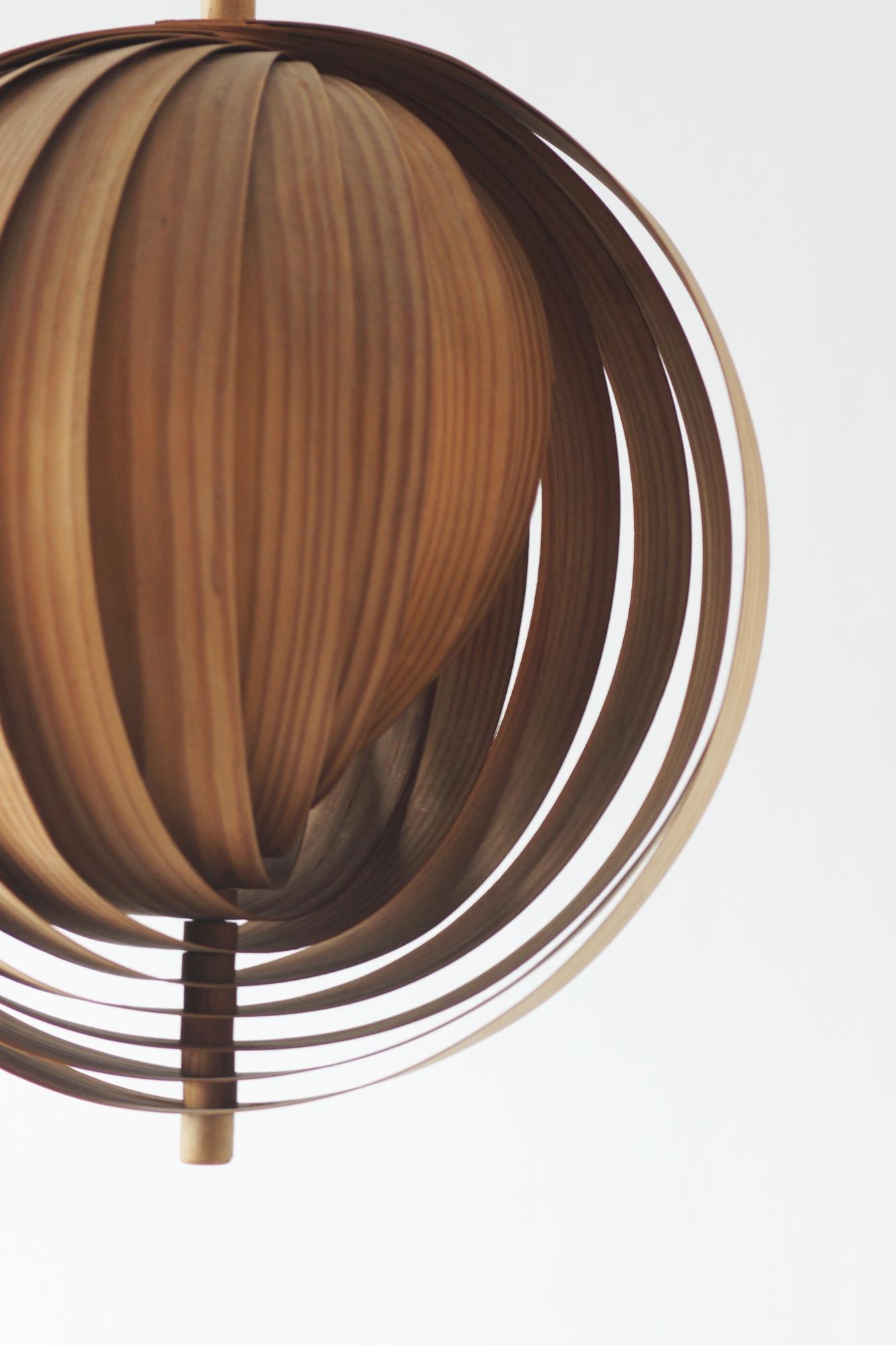 Mid-Century Modern Lampe lune suspendue par Hans-Agne Jakobsson pour Hans-Agne Jakobsson AB Markaryd en vente