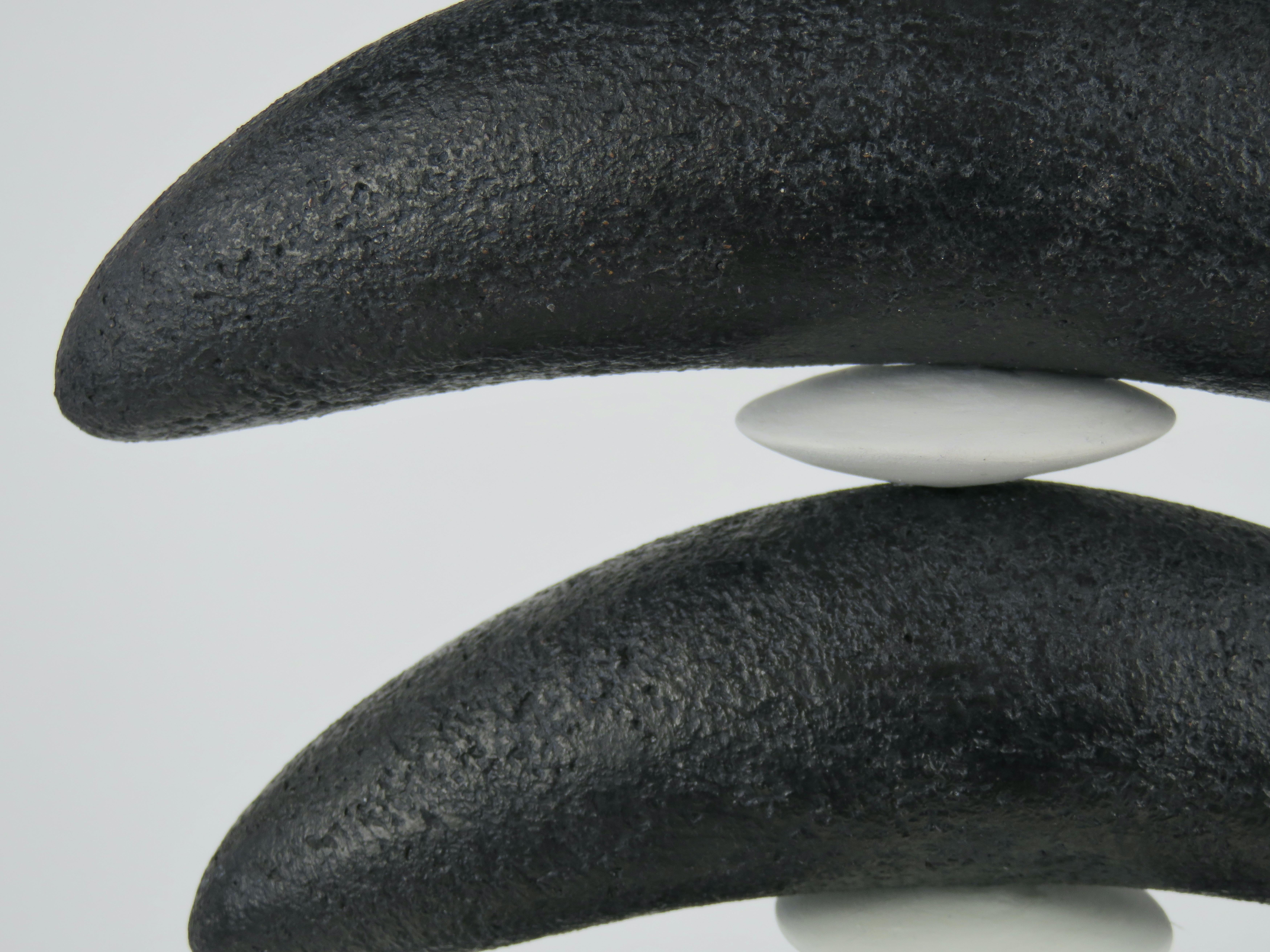 Rachis appeso con coda, mobile in ceramica costruito a mano, gres e porcellana in vendita 10