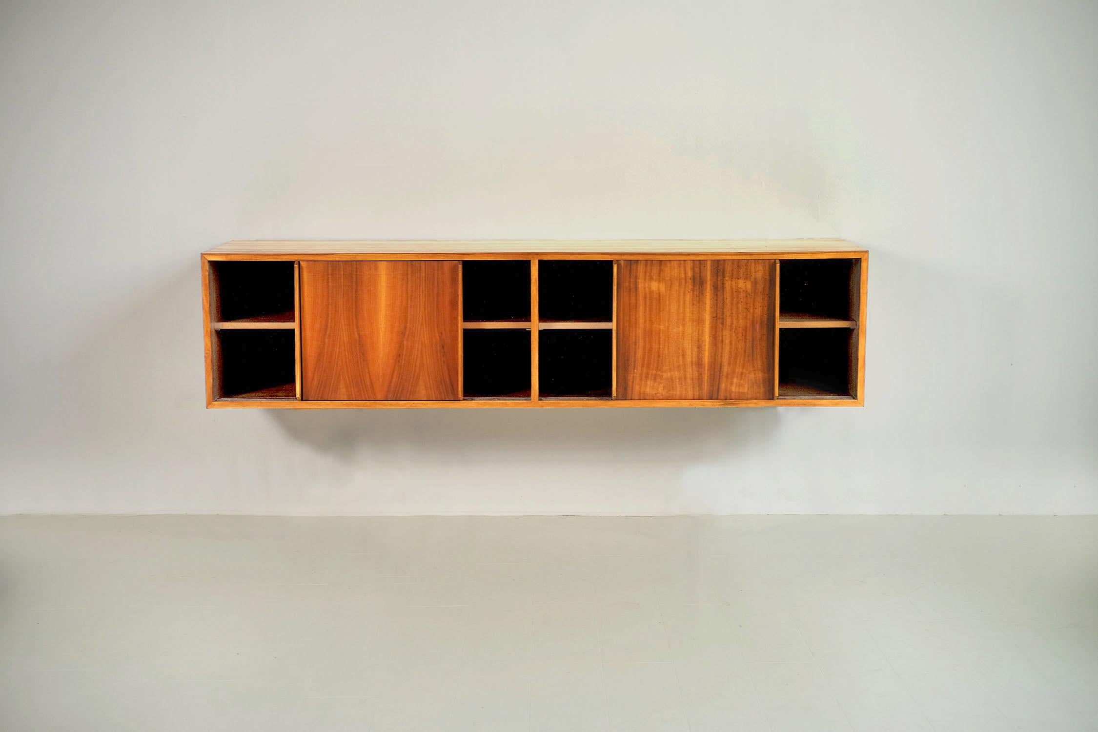 Mid-Century Modern Hanging sideboard in flamed walnut, Italy 1955 For Sale