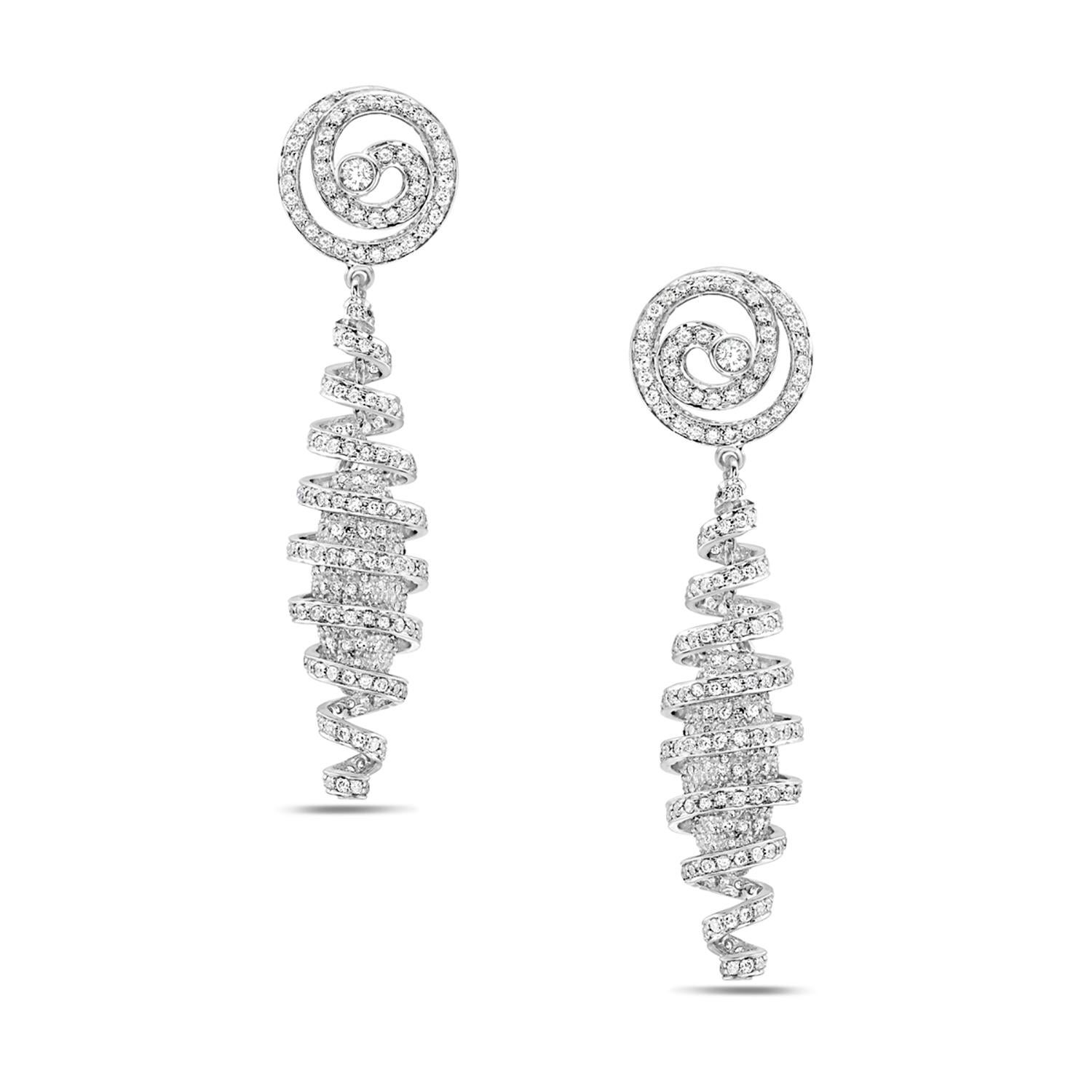Spiral Shaped Earrings with Pave Halo Diamonds Made in 18k White Gold In New Condition For Sale In New York, NY