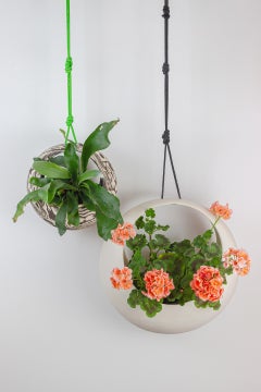 Hoopla Hanging White Chamota Clay Planter handcrafted in Valencia, Spain.