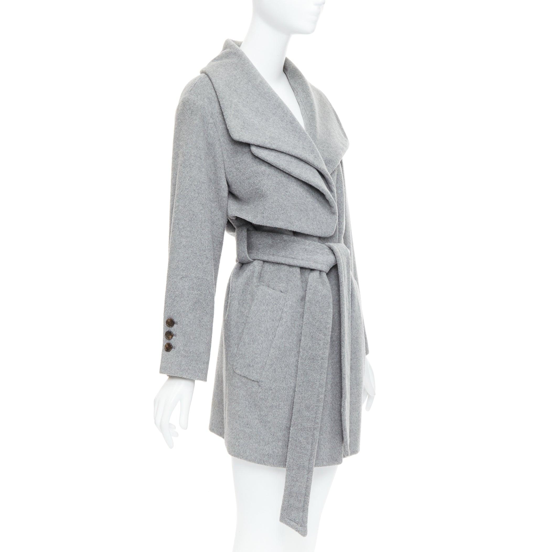 HANII S cappotto oversize in lana e angora con patta e cintura FR38 S In condizioni ottime in vendita a Hong Kong, NT