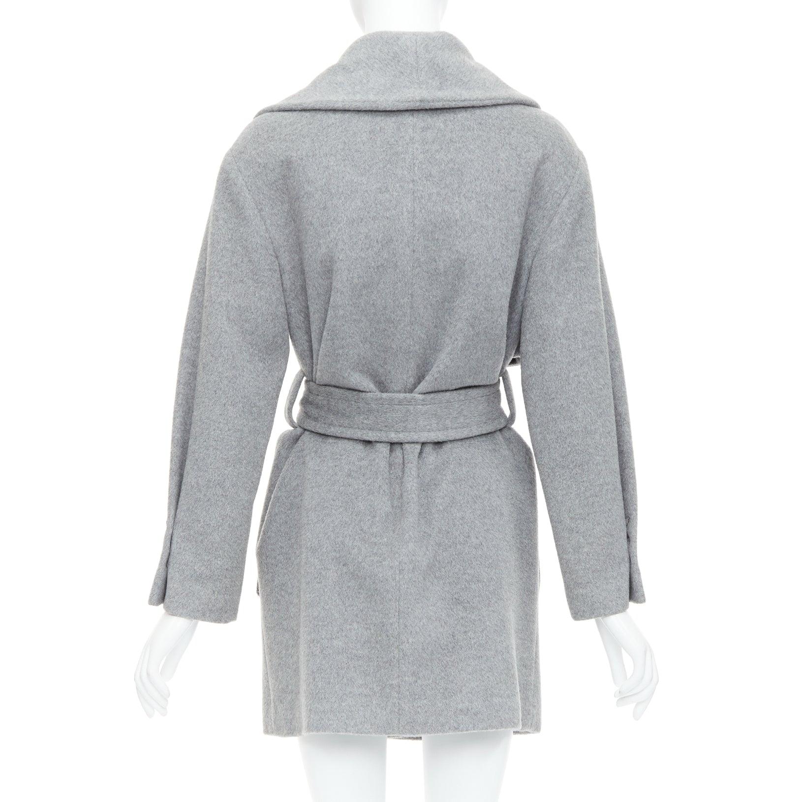 HANII S cappotto oversize in lana e angora con patta e cintura FR38 S in vendita 1