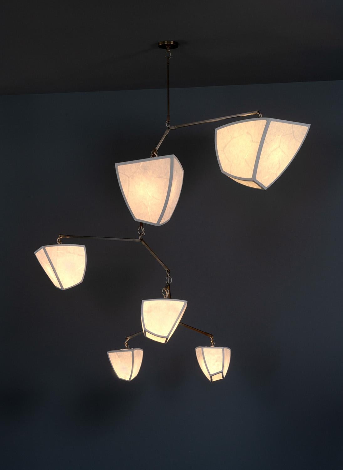Fait main Lustre mobile Hanji Ivy 6 V1: ABCDFG, fabriqué à la main par Andrea Claire Studio en vente