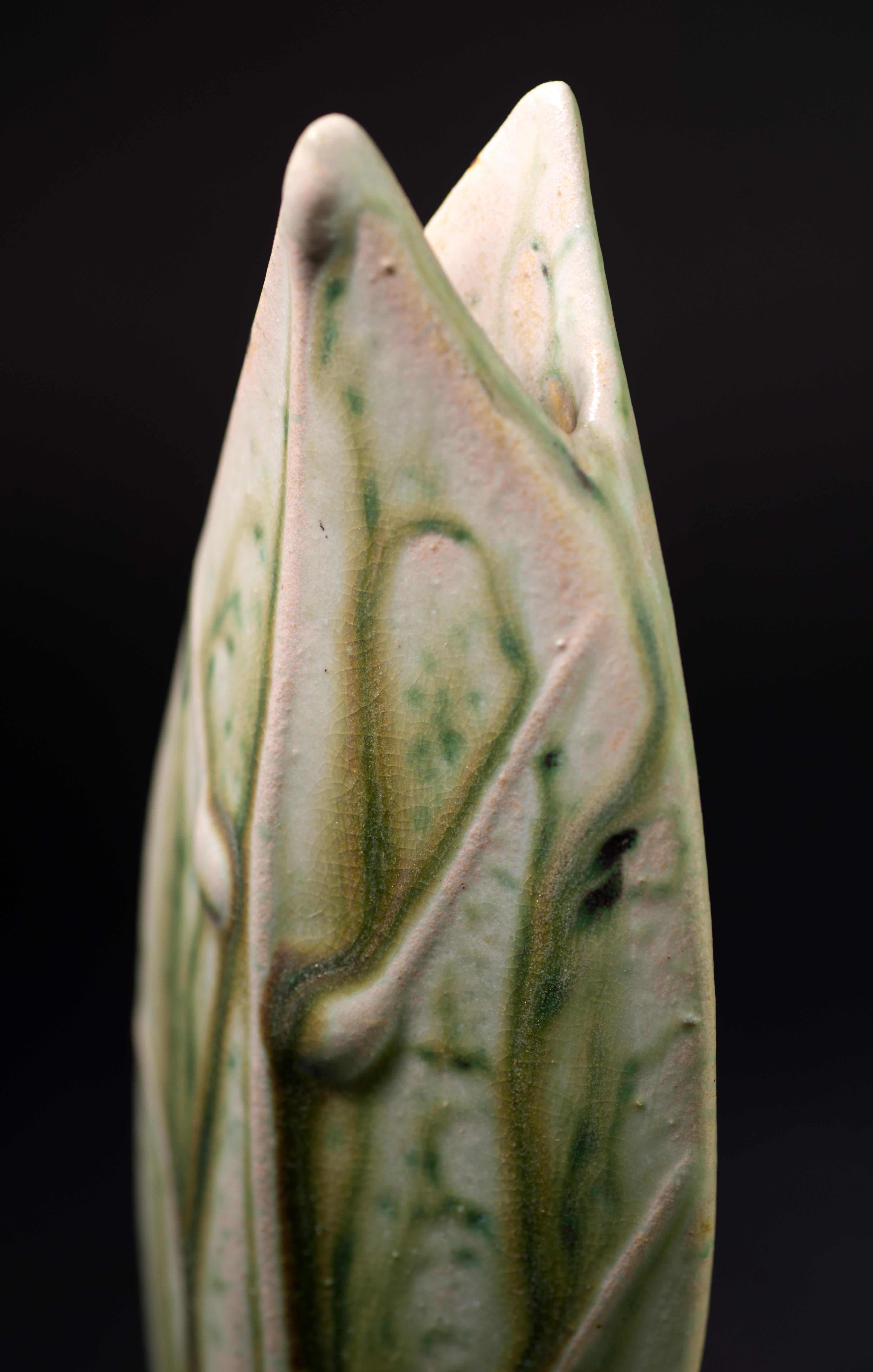 Fine XX secolo Hank Goodman Vaso a bocciolo con smalto di cenere Organico Moderno, Studio d'Arte Pottery in vendita