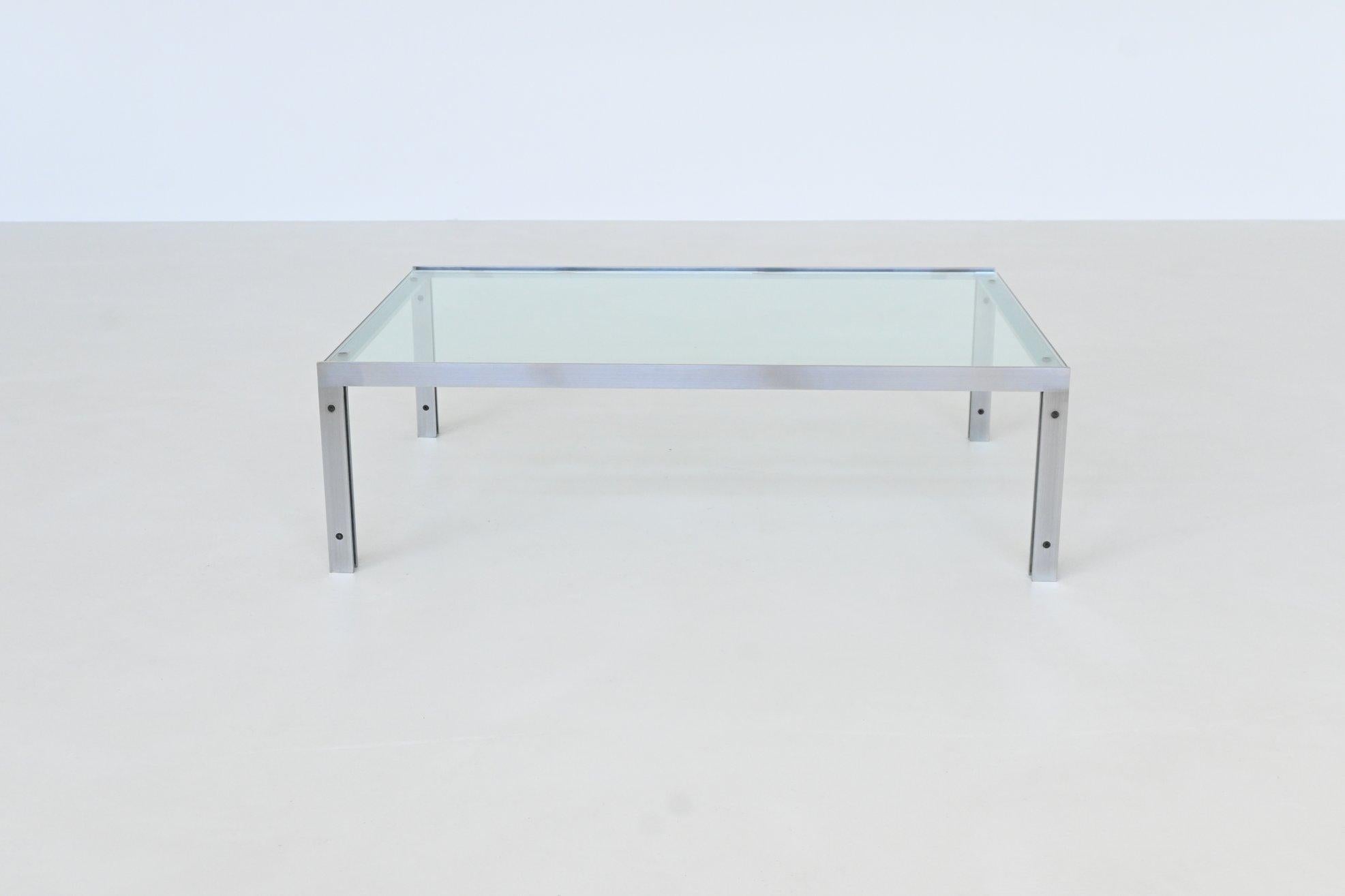Hank Kwint M1 coffee table in steel and glass Metaform The Netherlands 1970 In Good Condition In Etten-Leur, NL