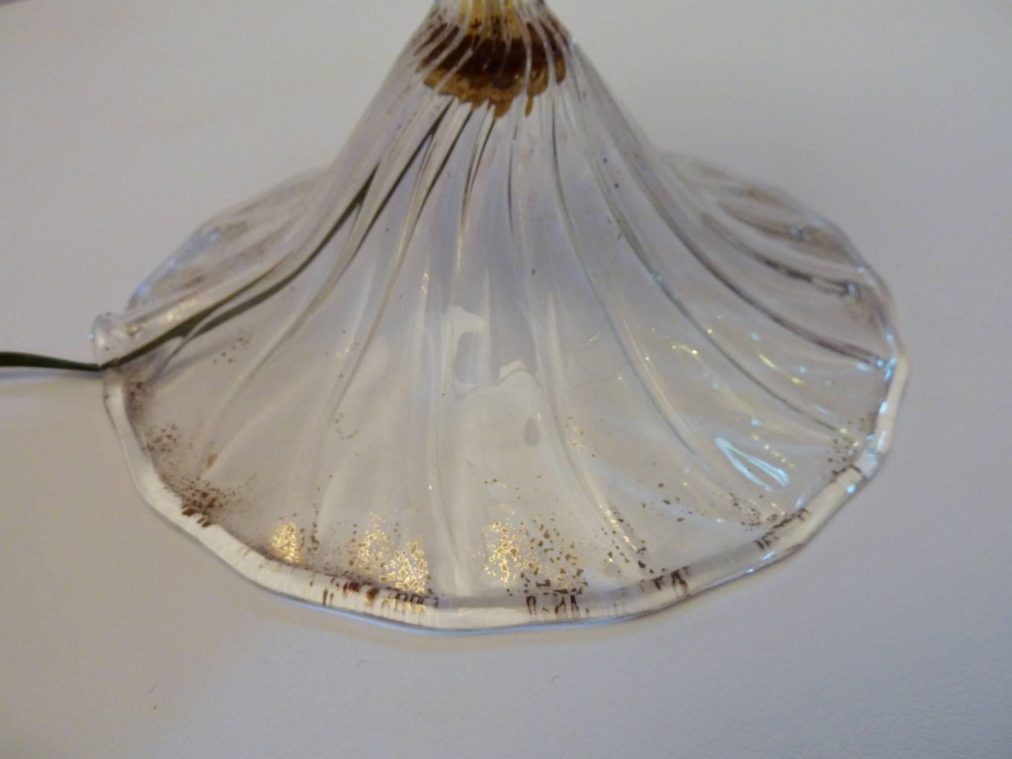 italien Lampe de table en verre de Murano faite à la main et fabriquée en Italie en vente