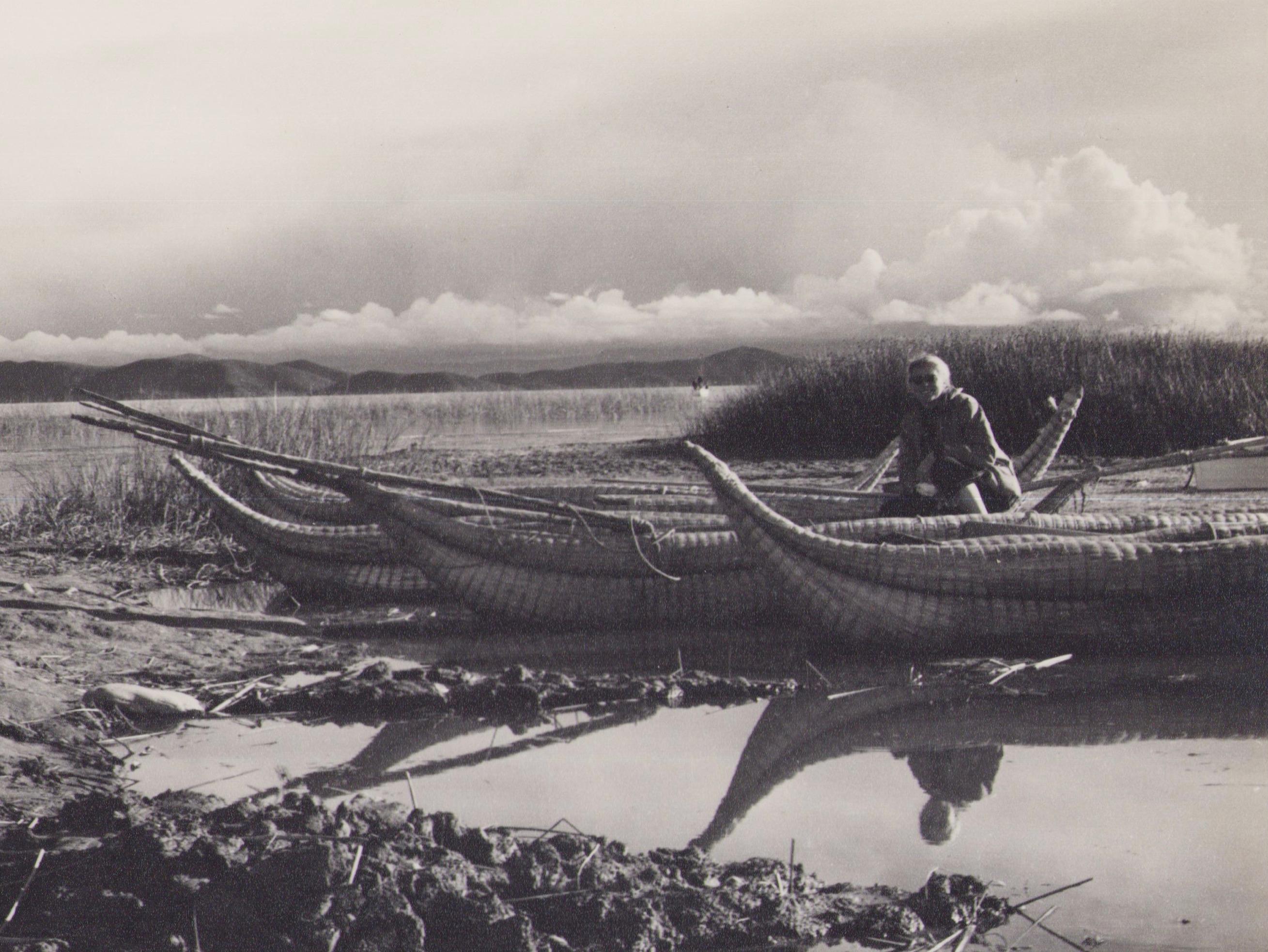 Bolivia, Boats, Black and White Photography, 1960s, 17, 3 x 23, 4 cm - Gray Portrait Photograph by Hanna Seidel