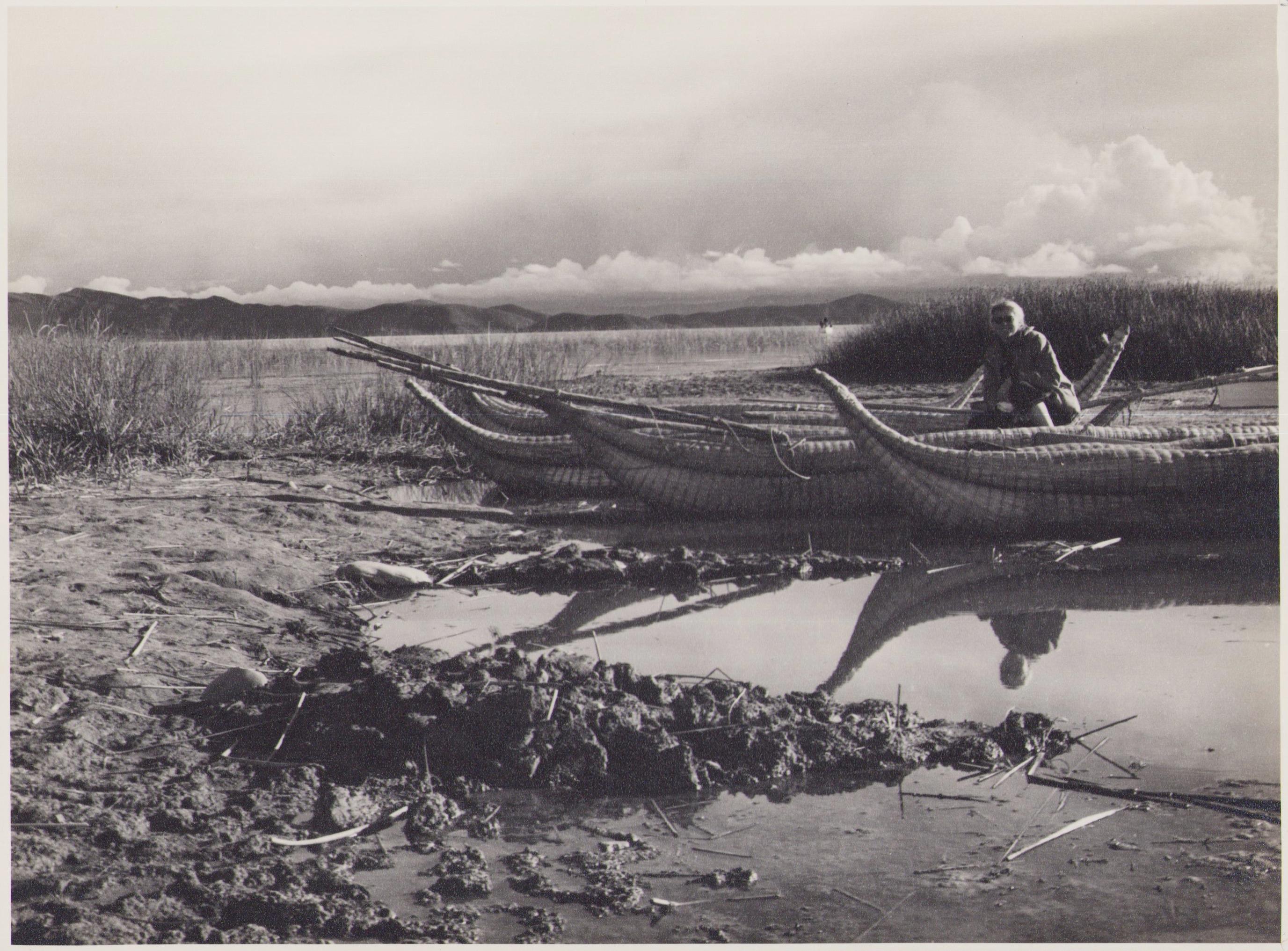 Hanna Seidel Portrait Photograph - Bolivia, Boats, Black and White Photography, 1960s, 17, 3 x 23, 4 cm