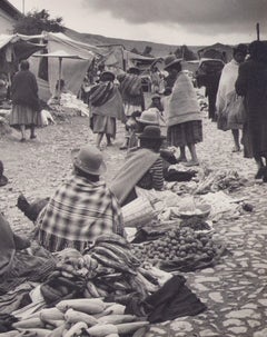 Bolivia, La Paz, People, Black and White Photography, 1960s, 24, 2 x 23, 5 cm