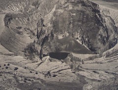 Costa Rica, Vulkan, Schwarz-Weiß-Fotografie, 1960er Jahre, 24,1 x 24,1 cm