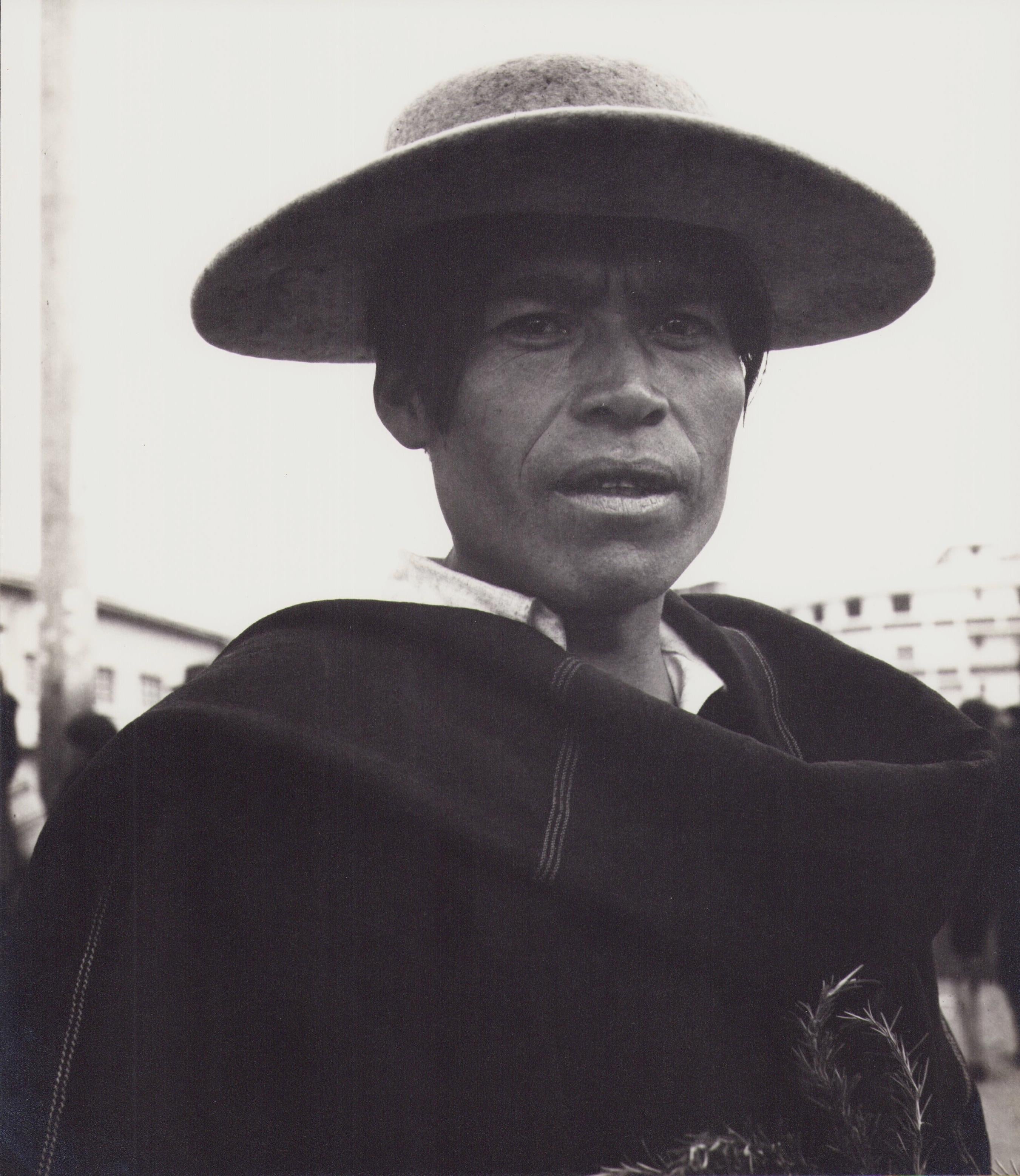 Hanna Seidel Portrait Photograph - Ecuador, Indigenous, Black and White Photography, 1960s, 16, 5 x 23 cm
