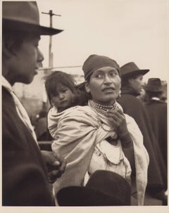 Vintage Ecuador, Mother, Market, Black and White Photography, 1960s, 21, 8 x 17, 3 cm
