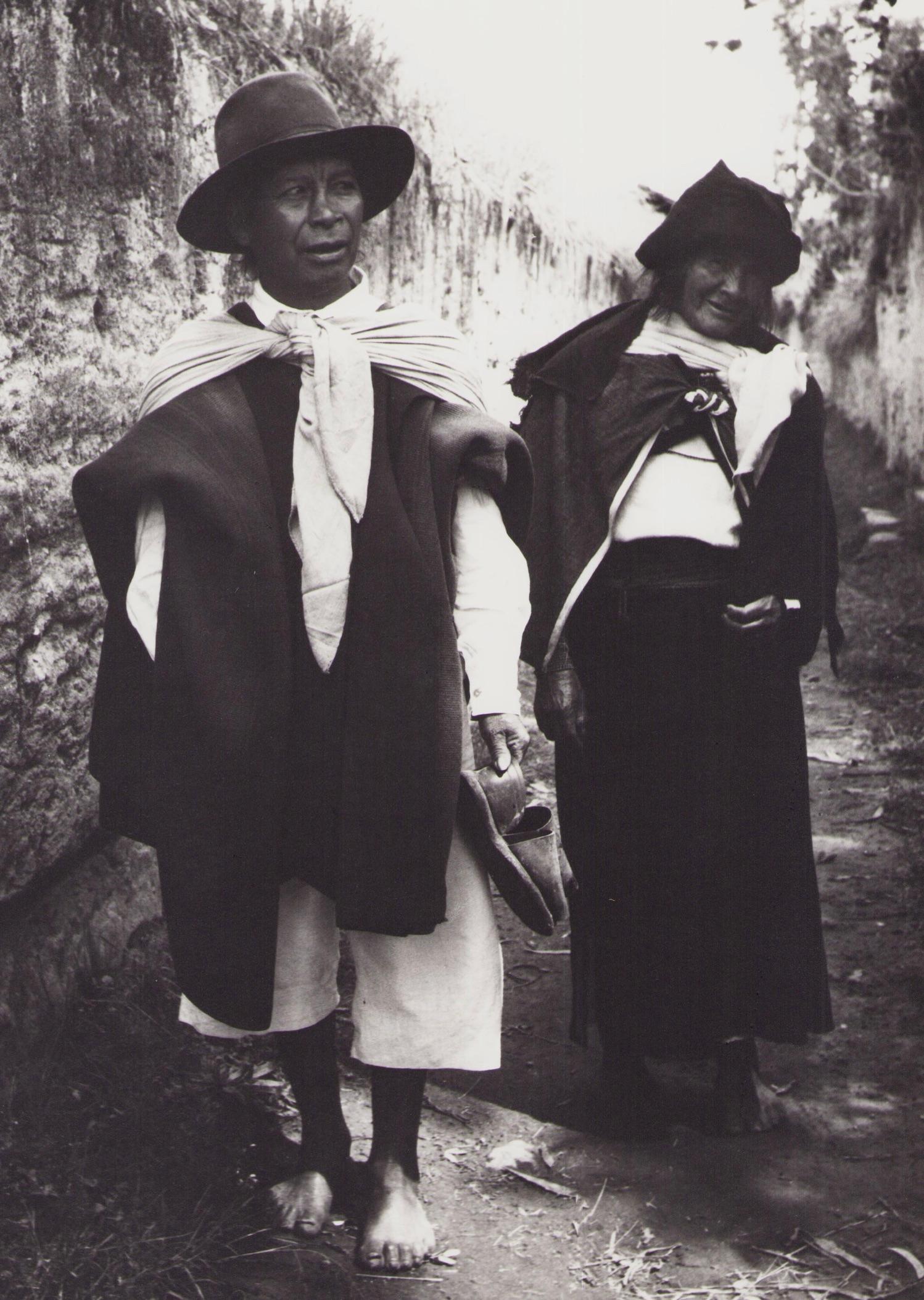 Ecuador, People, Black and White Photography, 1960s, 29, 8 x 21, 4 cm For Sale 1