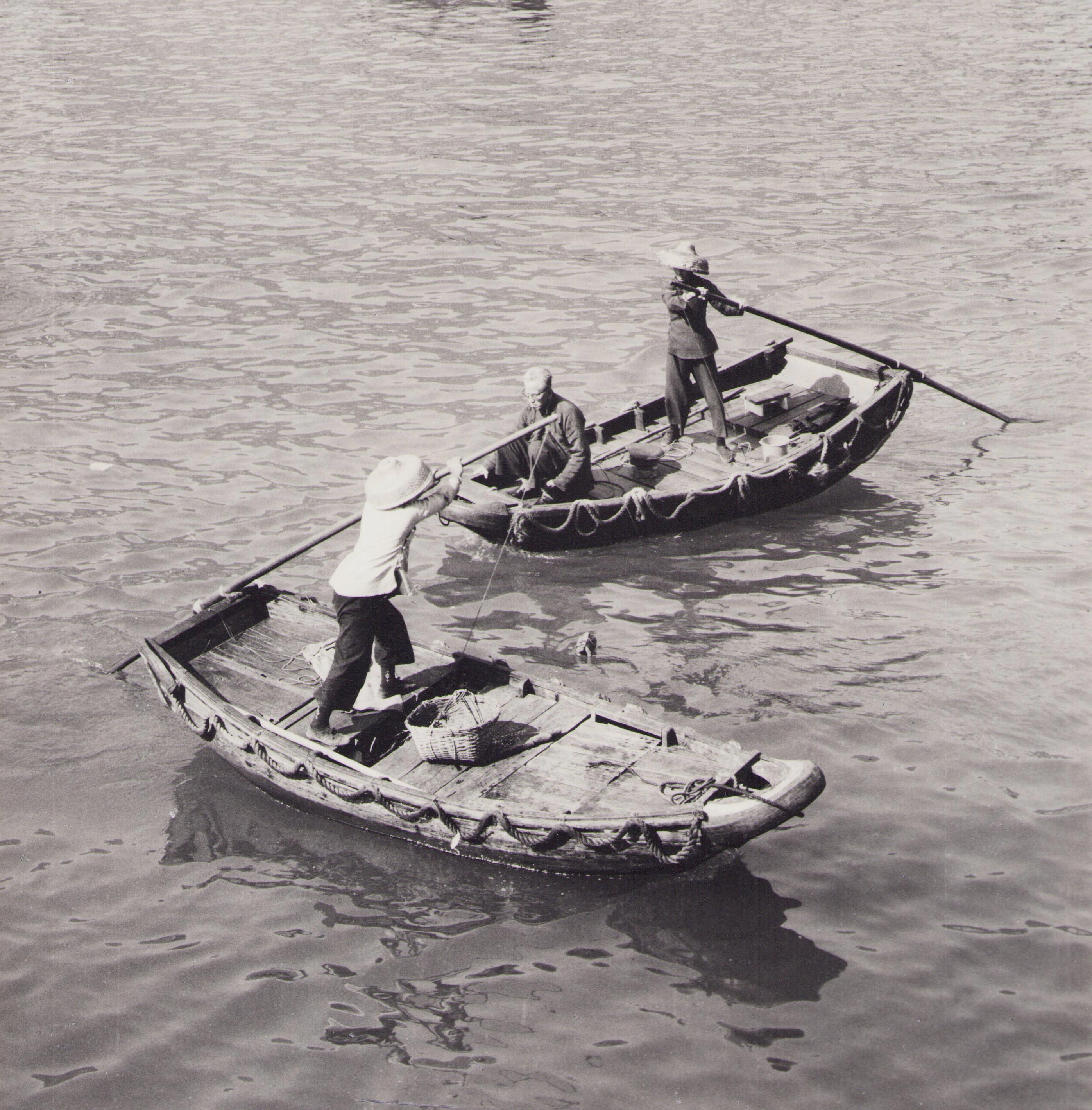 Hanna Seidel Black and White Photograph - Fishermen, Hong Kong 1960s