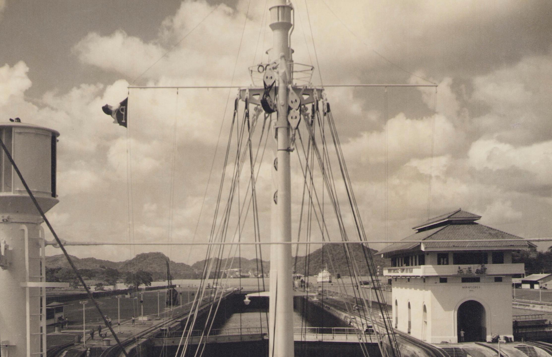 Panama, Ship, Black and White Photography, 1960s, 24, 3 x 24, 1 cm For Sale 2