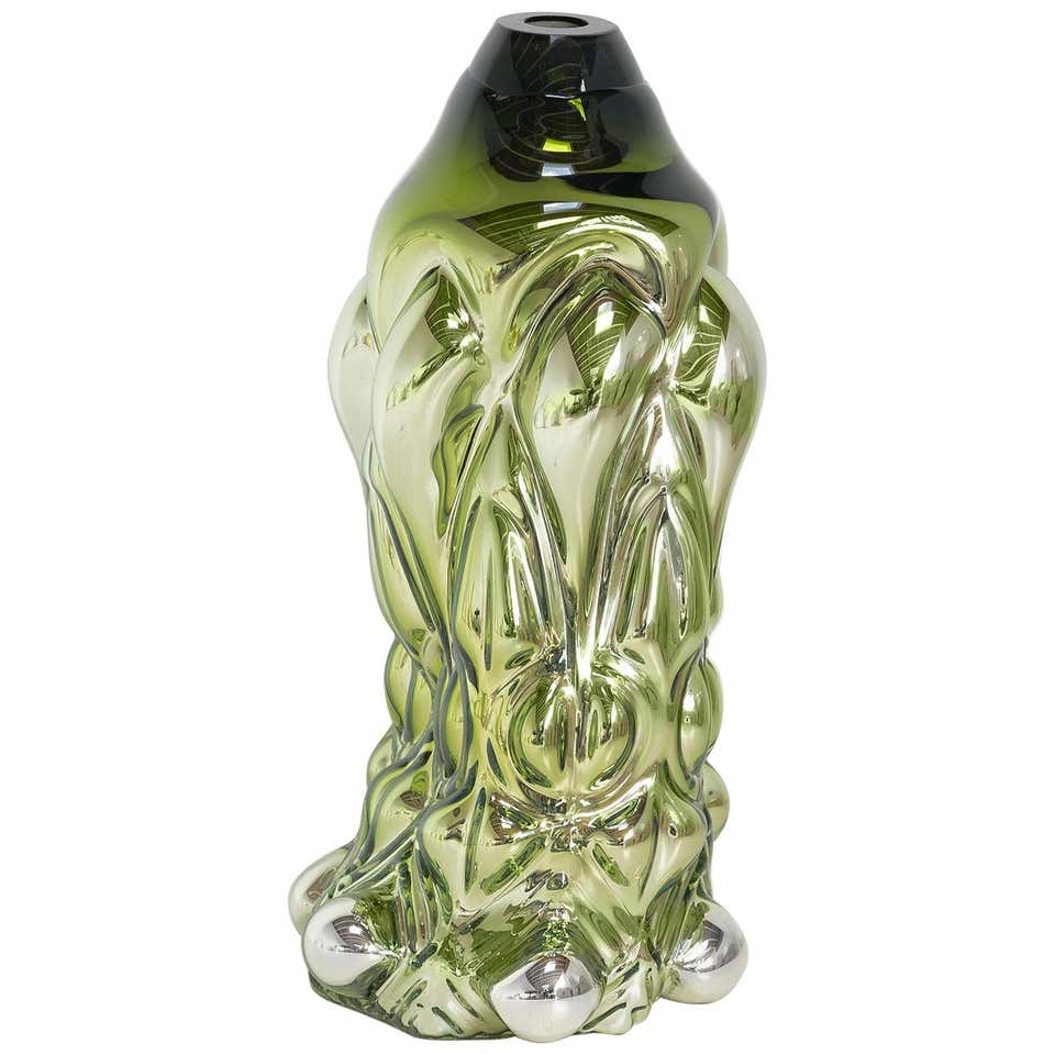 Hannah Vase BY DELLOSTUDIO For Sale at 1stDibs