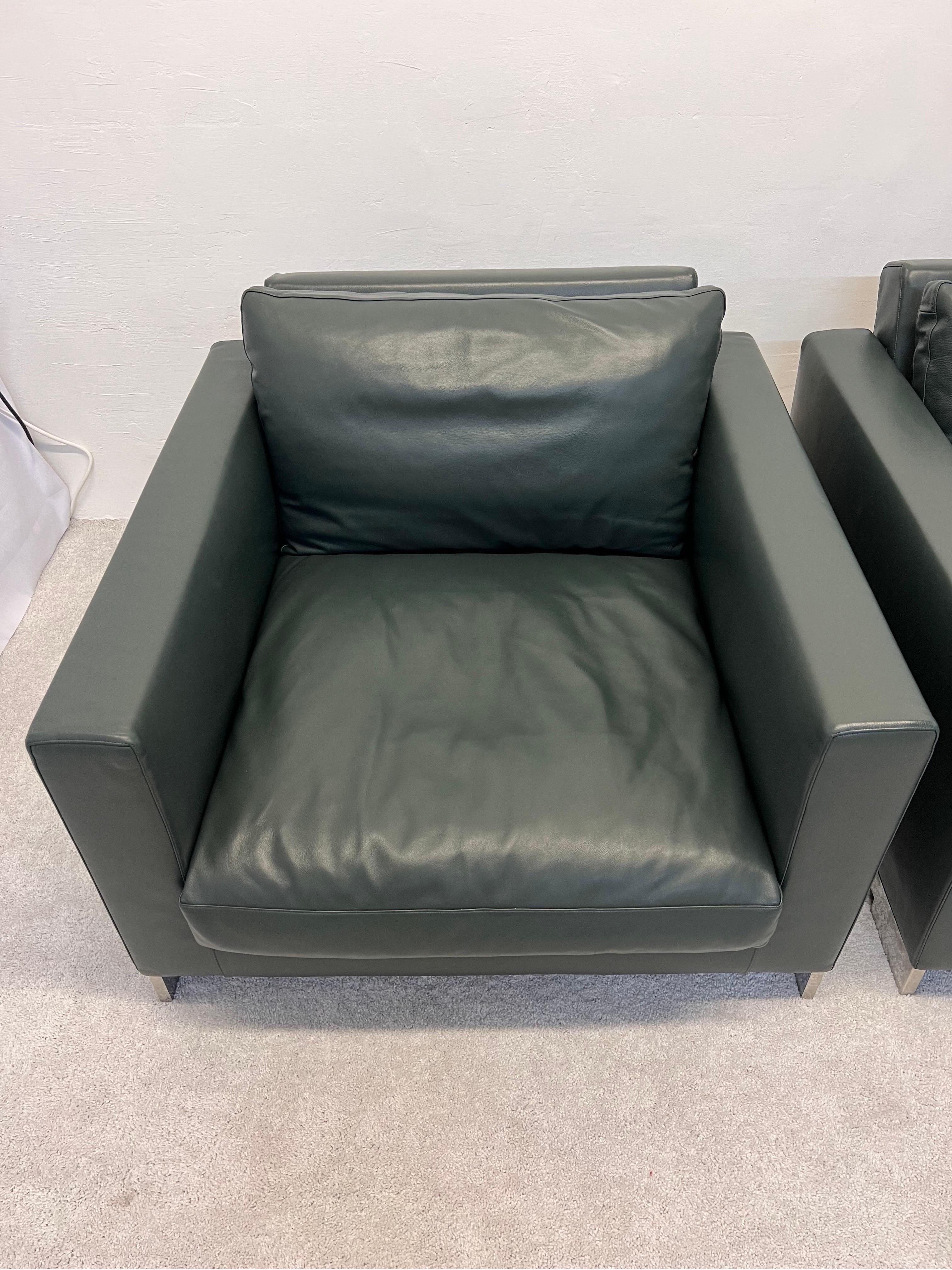 Pelle Poltrone in pelle Hannes Wettstein Reversi per Molteni & C, una coppia