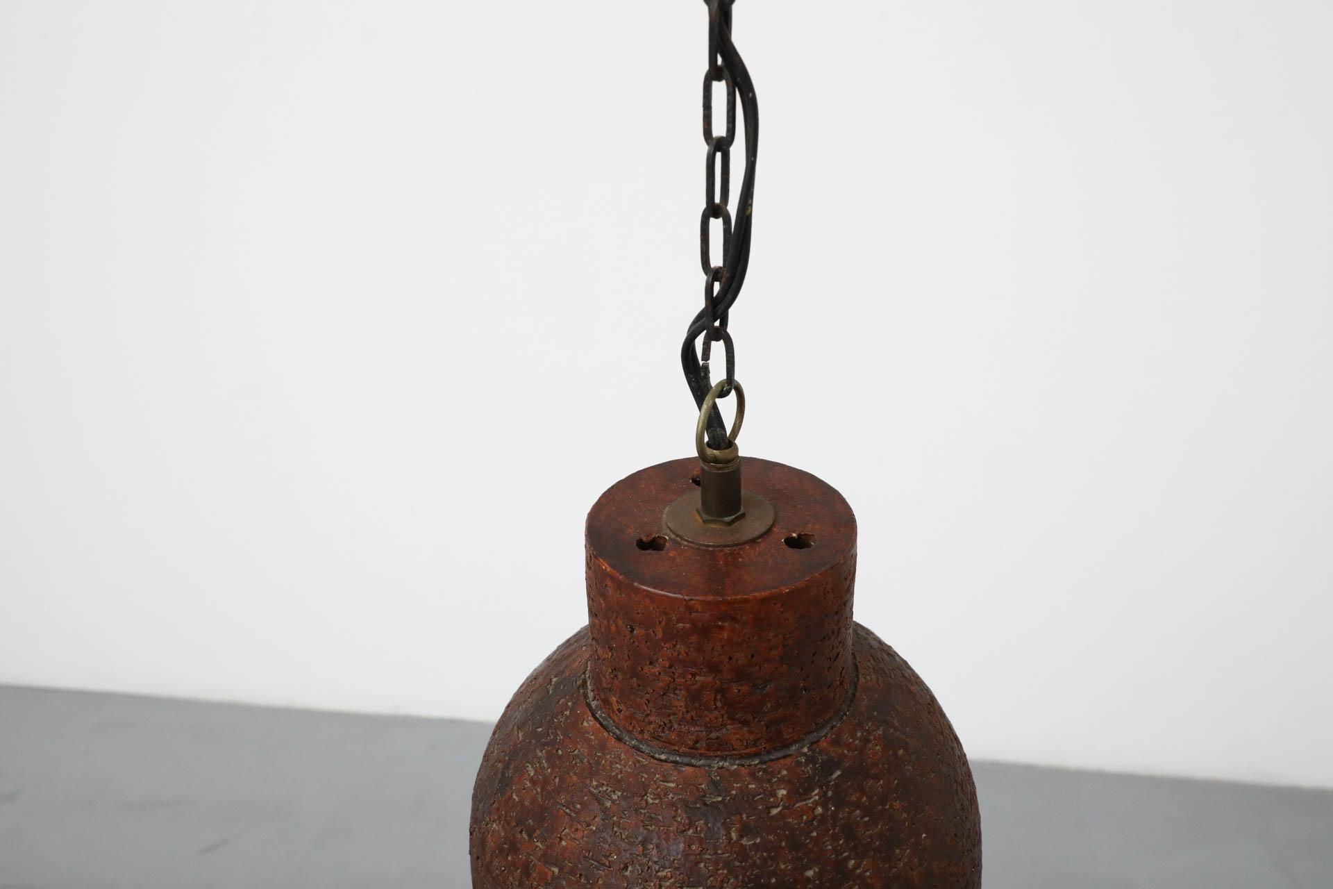 Suspension en forme de cloche en céramique hollandaise du milieu du siècle attribuée à Hannie Mein Bon état - En vente à Los Angeles, CA