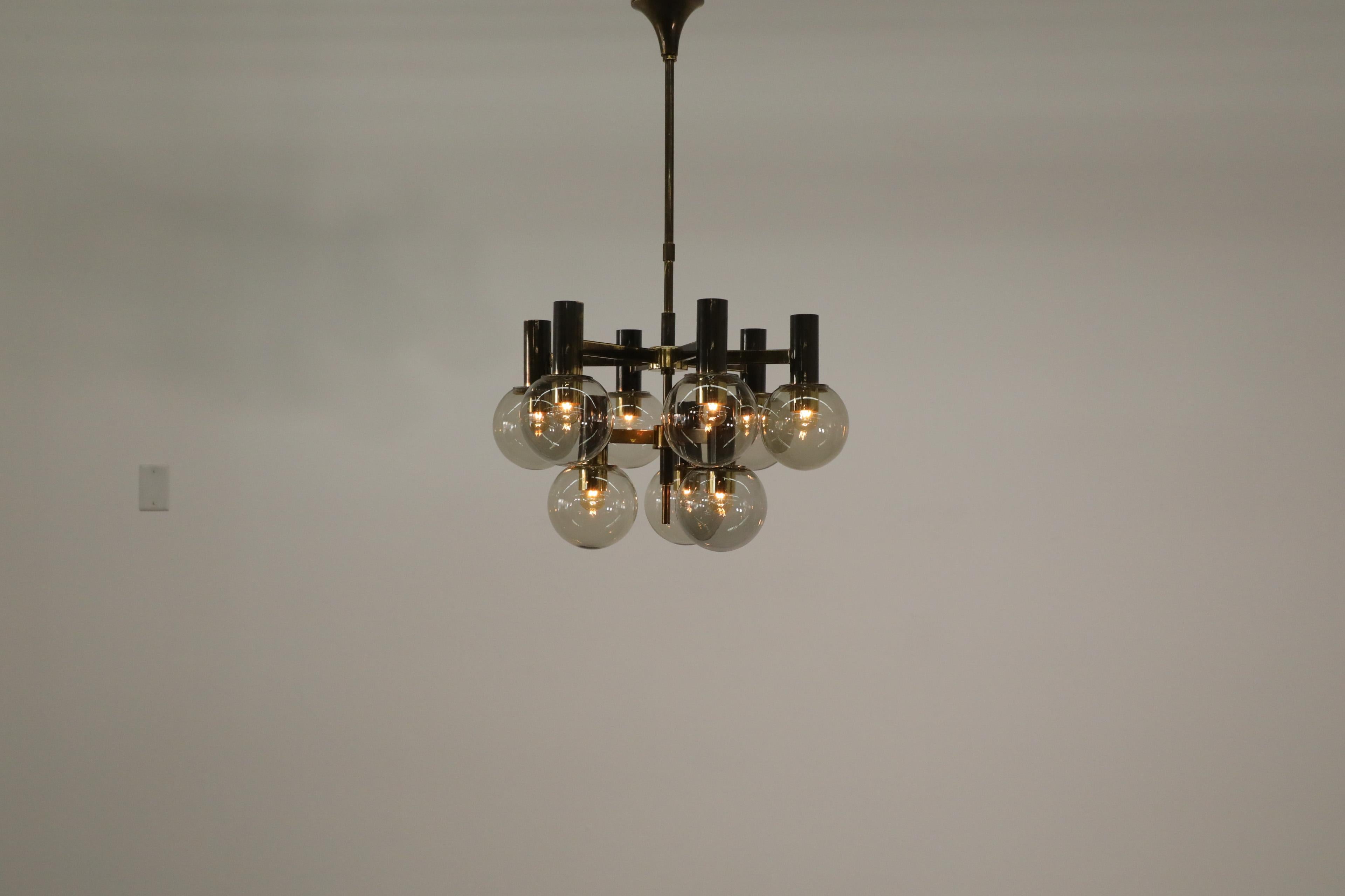Mid-Century Modern Hans Agne Jacobssen Style Brass Chandelier with 9 Smoked Glass Globes and Canopy For Sale