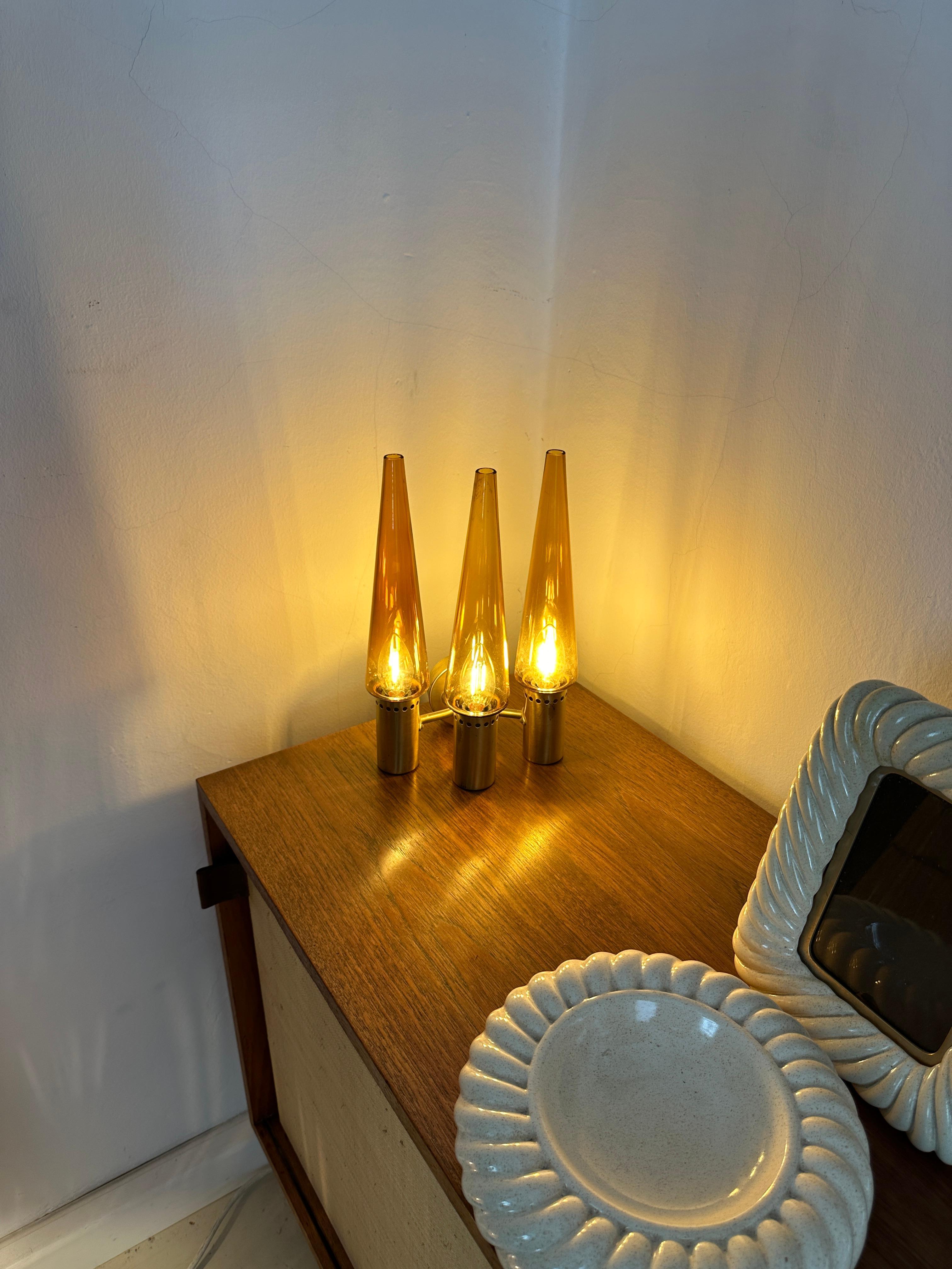 Hans-Agne Jacobsson Messingglas-Wandleuchter, 2er-Set im Angebot 1