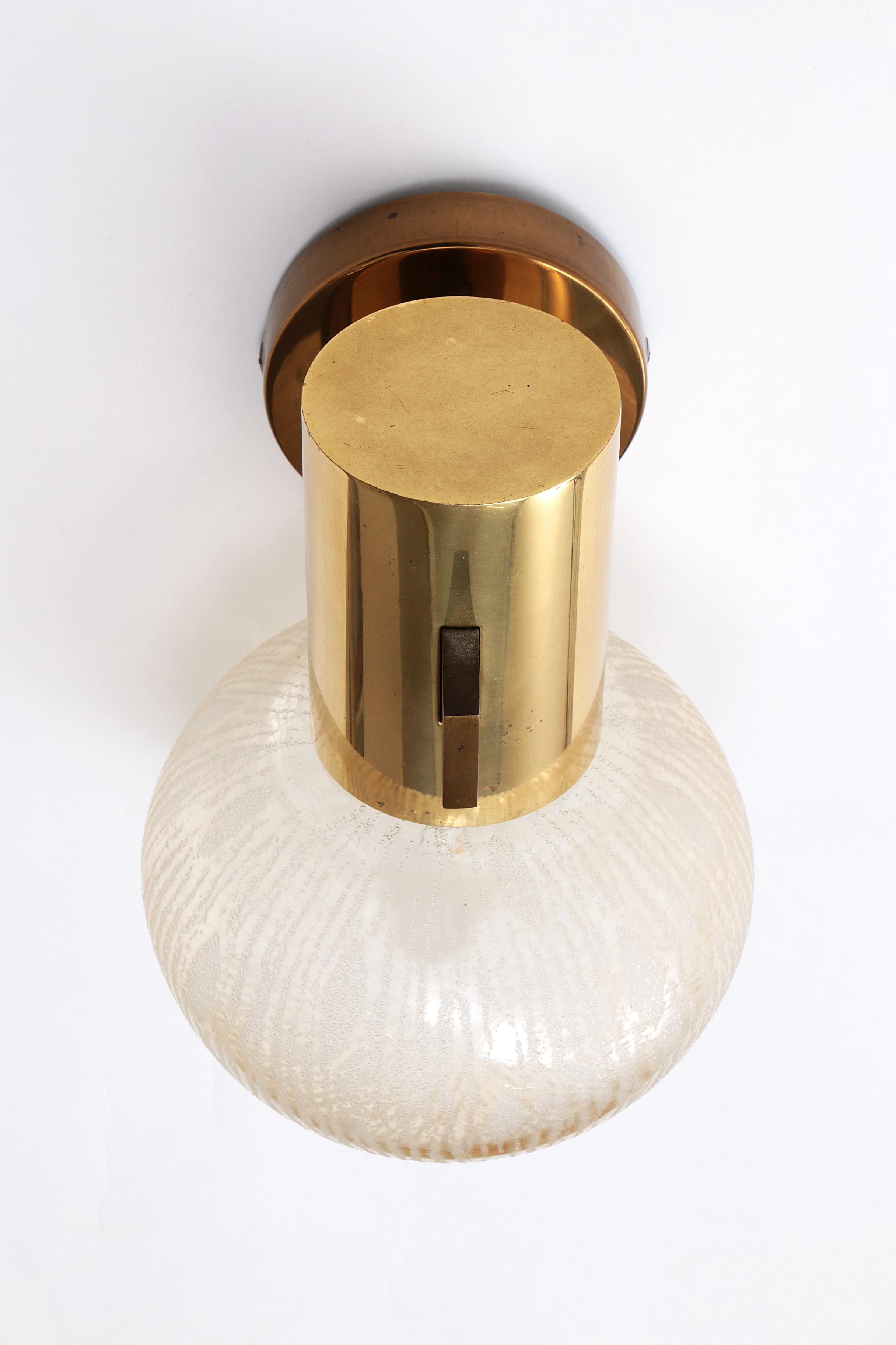 Hans-Agne Jakobsen brass wall lamp with glass Sweden 1960 For Sale 3