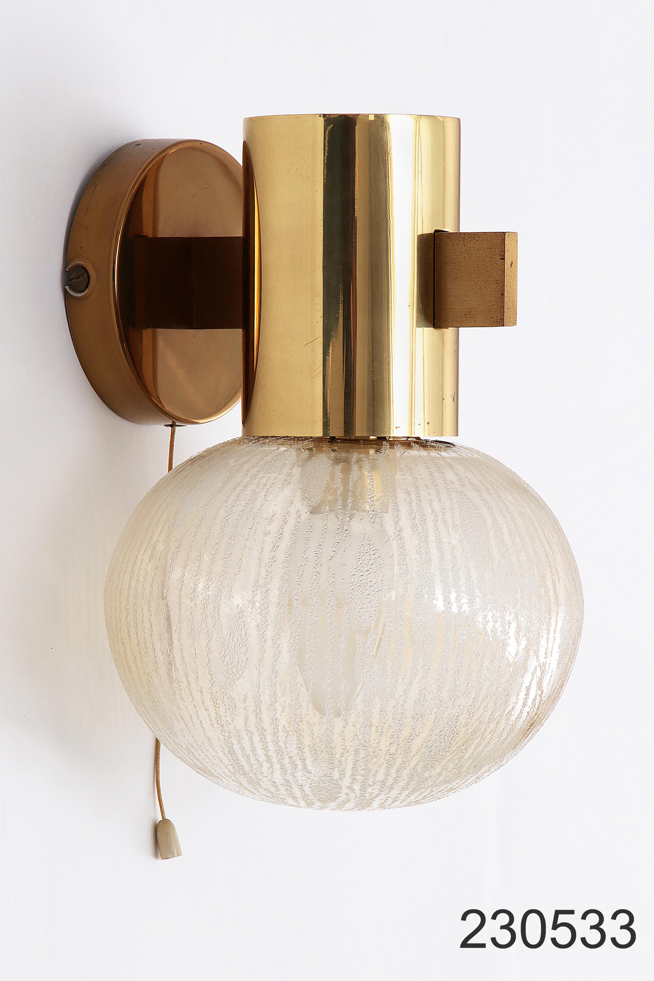 Hans-Agne Jakobsen brass wall lamp with glass Sweden 1960 For Sale 6