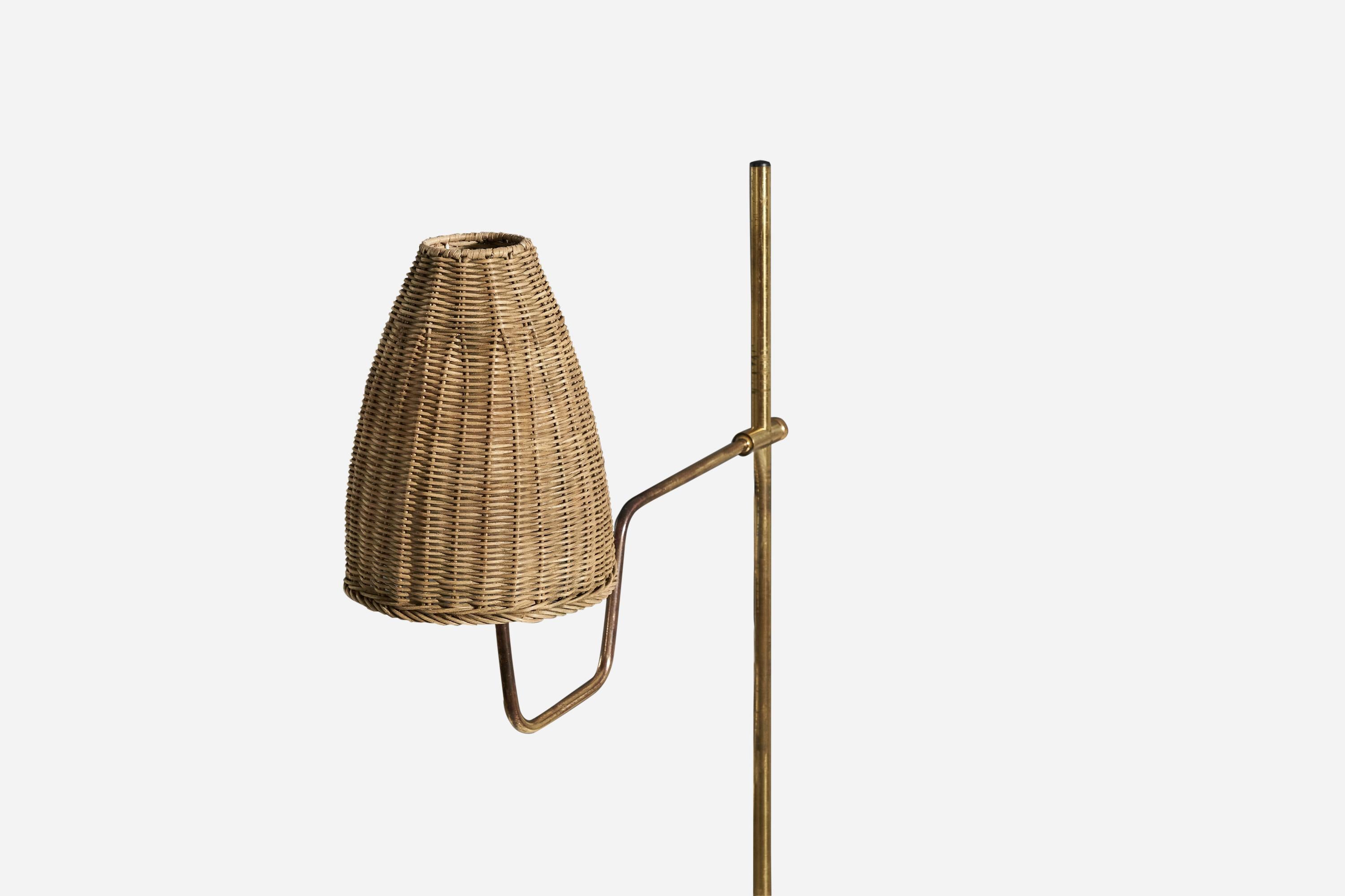 Hans-Agne Jakobsson, Adjustable Floor Lamp, Brass, Rattan, Sweden, c. 1970s In Good Condition For Sale In High Point, NC