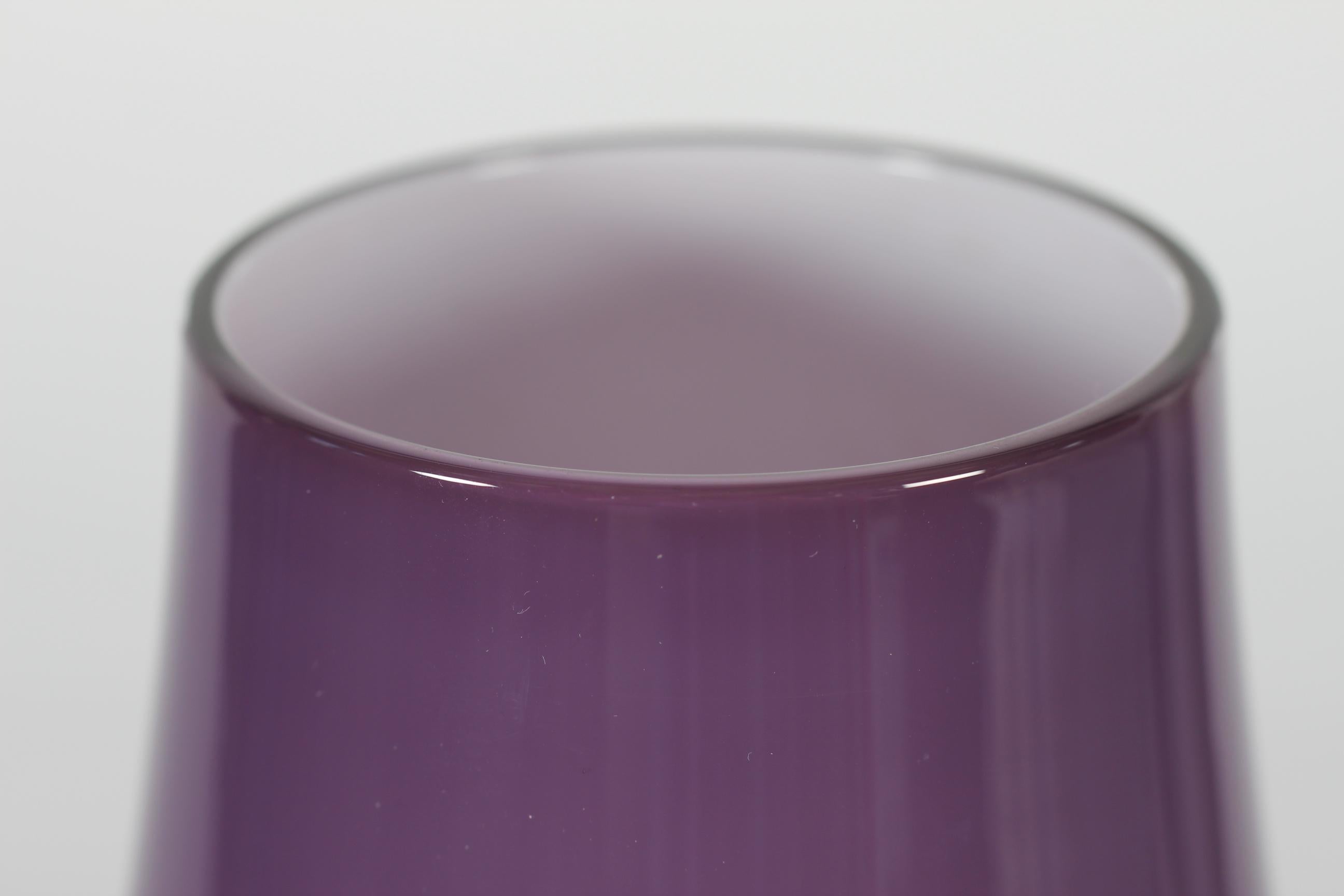 Swedish Hans-Agne Jakobsson B-124 Table Lamp of Purple Opaline Glass Sweden 60s For Sale