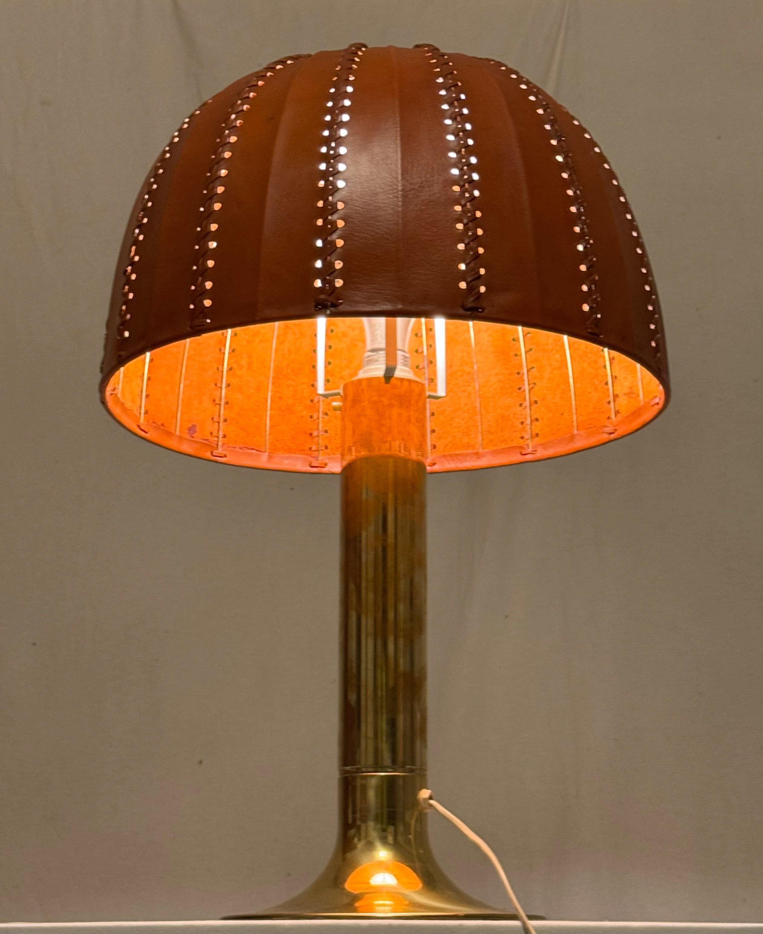 Hans-Agne Jakobsson B 204/31, Lampada da tavolo Caroline in vendita 8