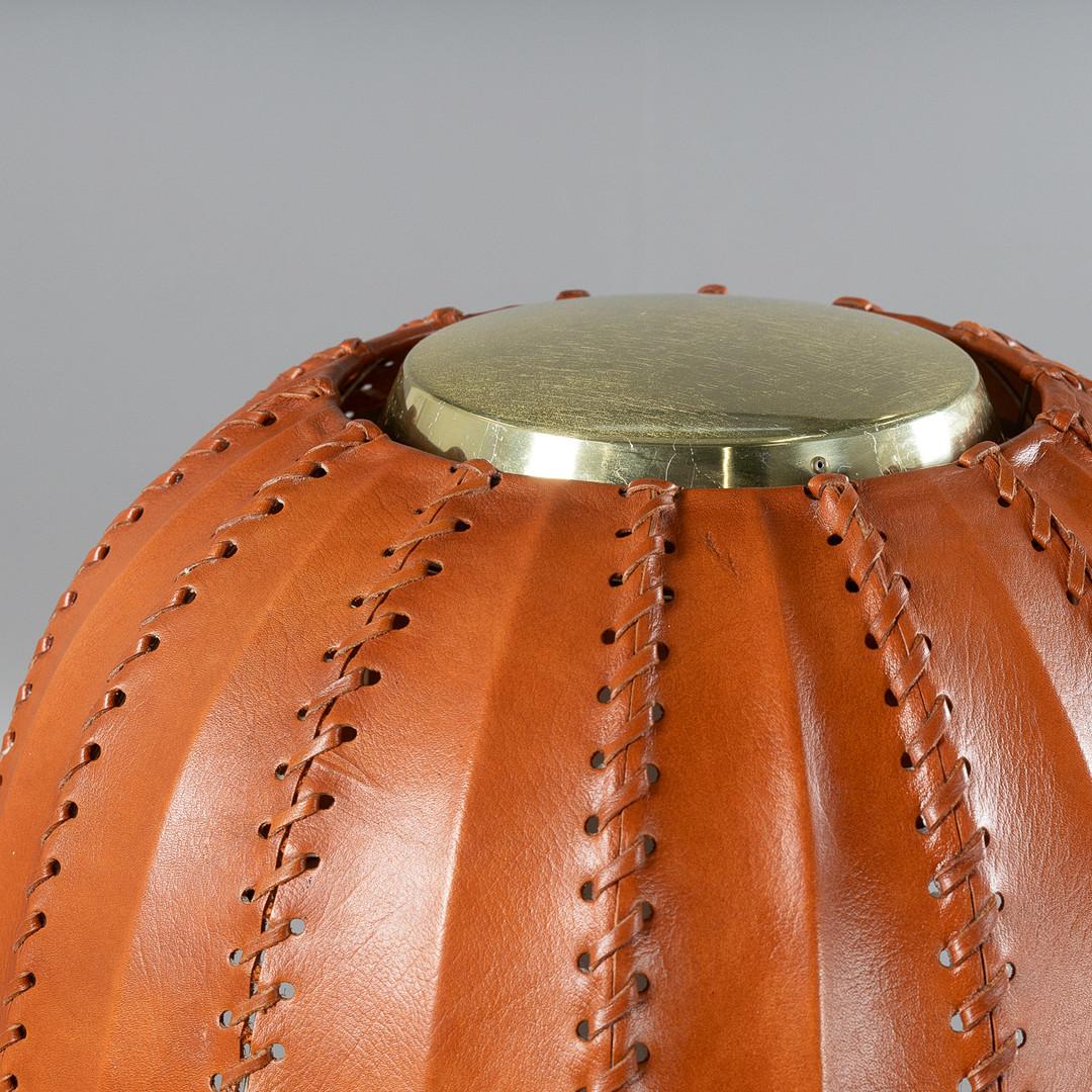 Rare large table lamp by Hand Agne Jakobsson, model 