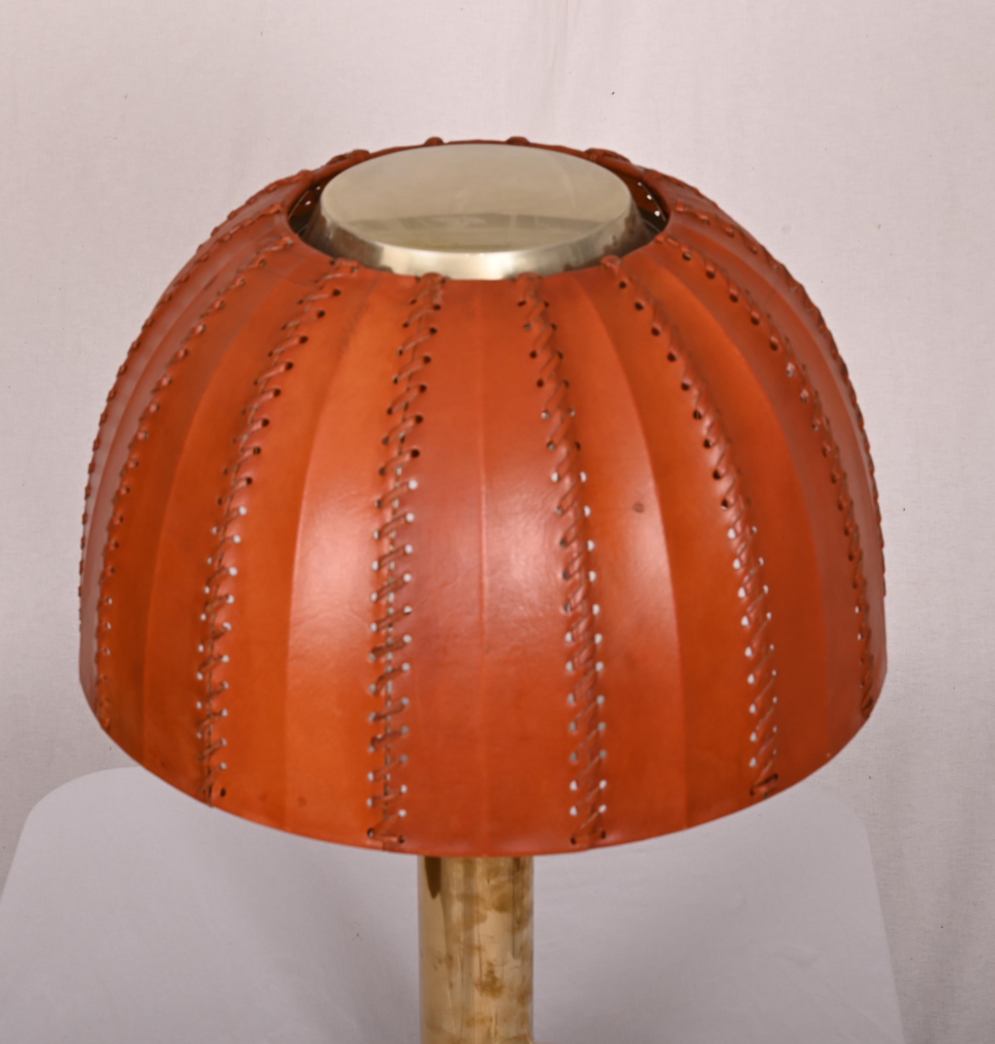 Svedese Hans-Agne Jakobsson B 204/31, Lampada da tavolo Caroline in vendita