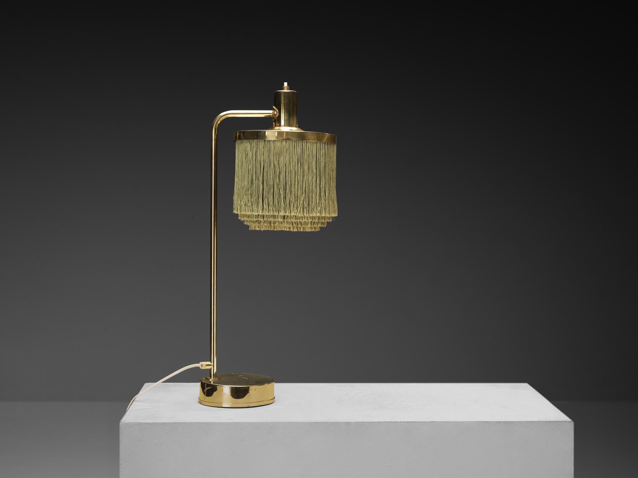 Lámpara de mesa Hans Agne Jakobsson 'B140' de latón con flecos de seda en venta 3