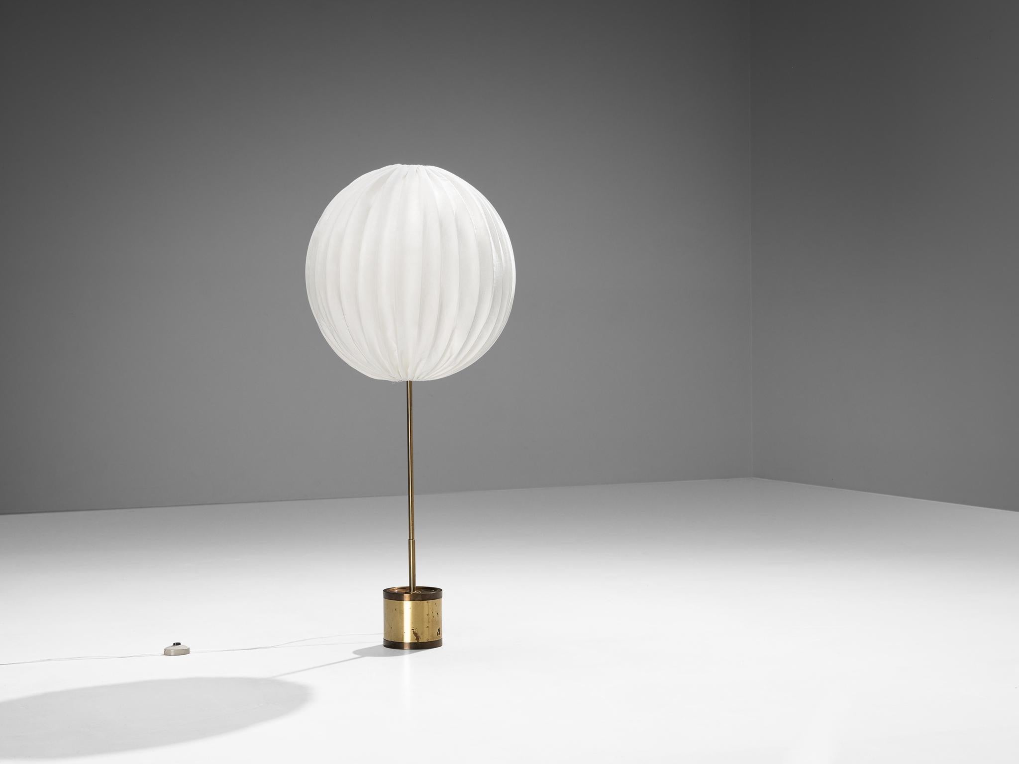 Hans Agne Jakobsson 'Balloon' Floor Lamp with Off-White Shade 2