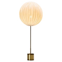 Hans Agne Jakobsson 'Balloon' Floor Lamp with Off-White Shade 