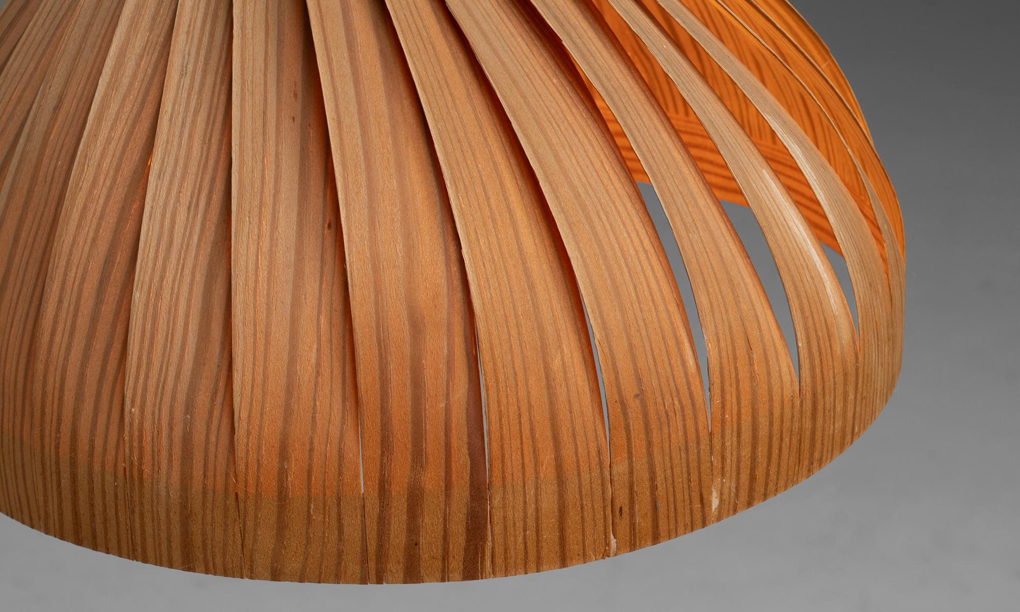 Ciondolo in legno curvato di Hans-Agne Jakobsson, Svezia 1960 In condizioni buone in vendita a Culver City, CA