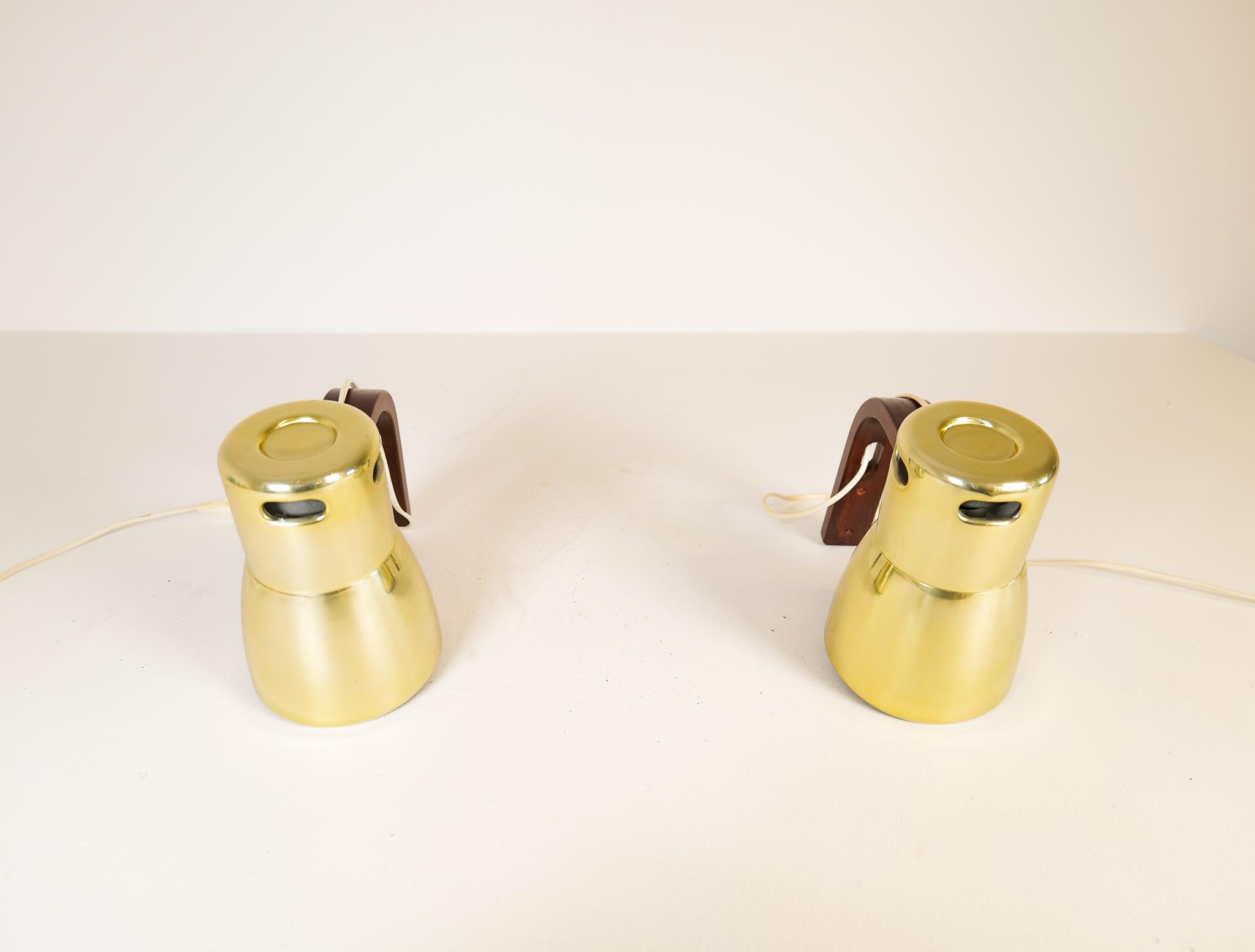 Hans-Agne Jakobsson Brass and Stained Wood Wall Lamps, Sweden, 1970s For Sale 2