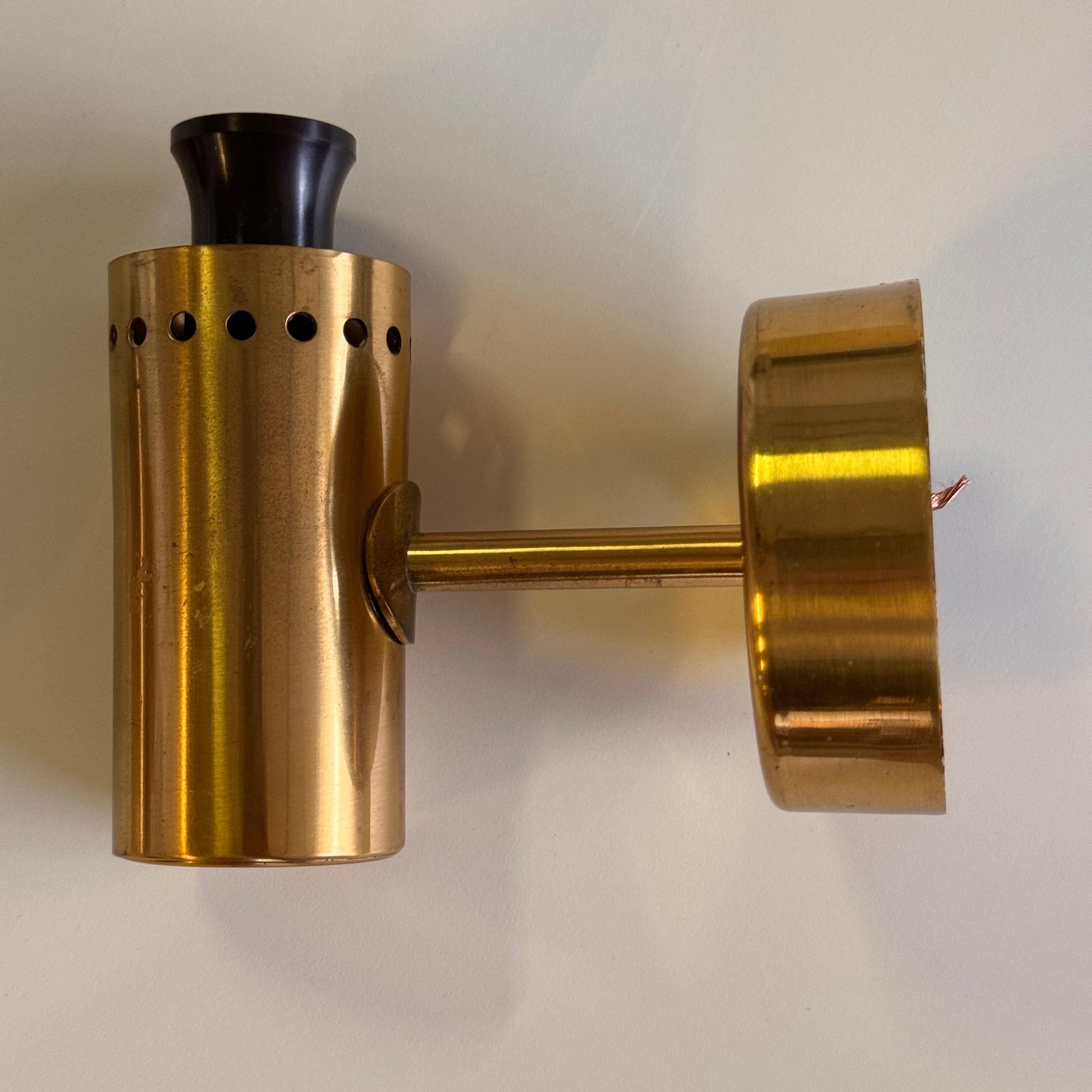 Hans-Agne Jakobsson Brass and White Opaline Glass Wall Lights, Sweden, 1960s For Sale 9