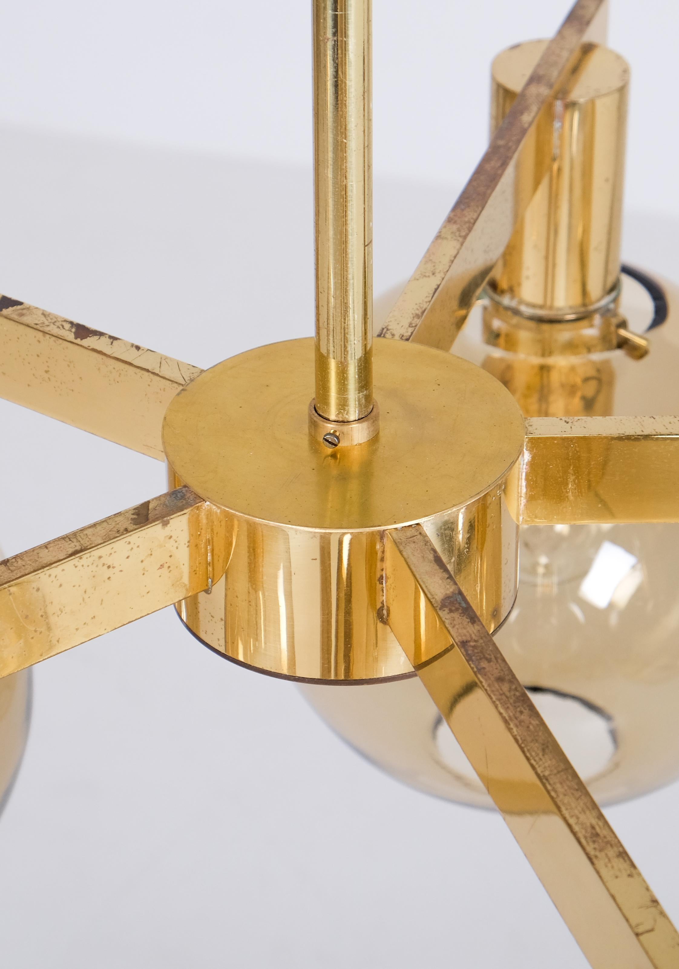 Lámpara de latón Hans-Agne Jakobsson, años 60 en Bueno estado para la venta en Stockholm, SE