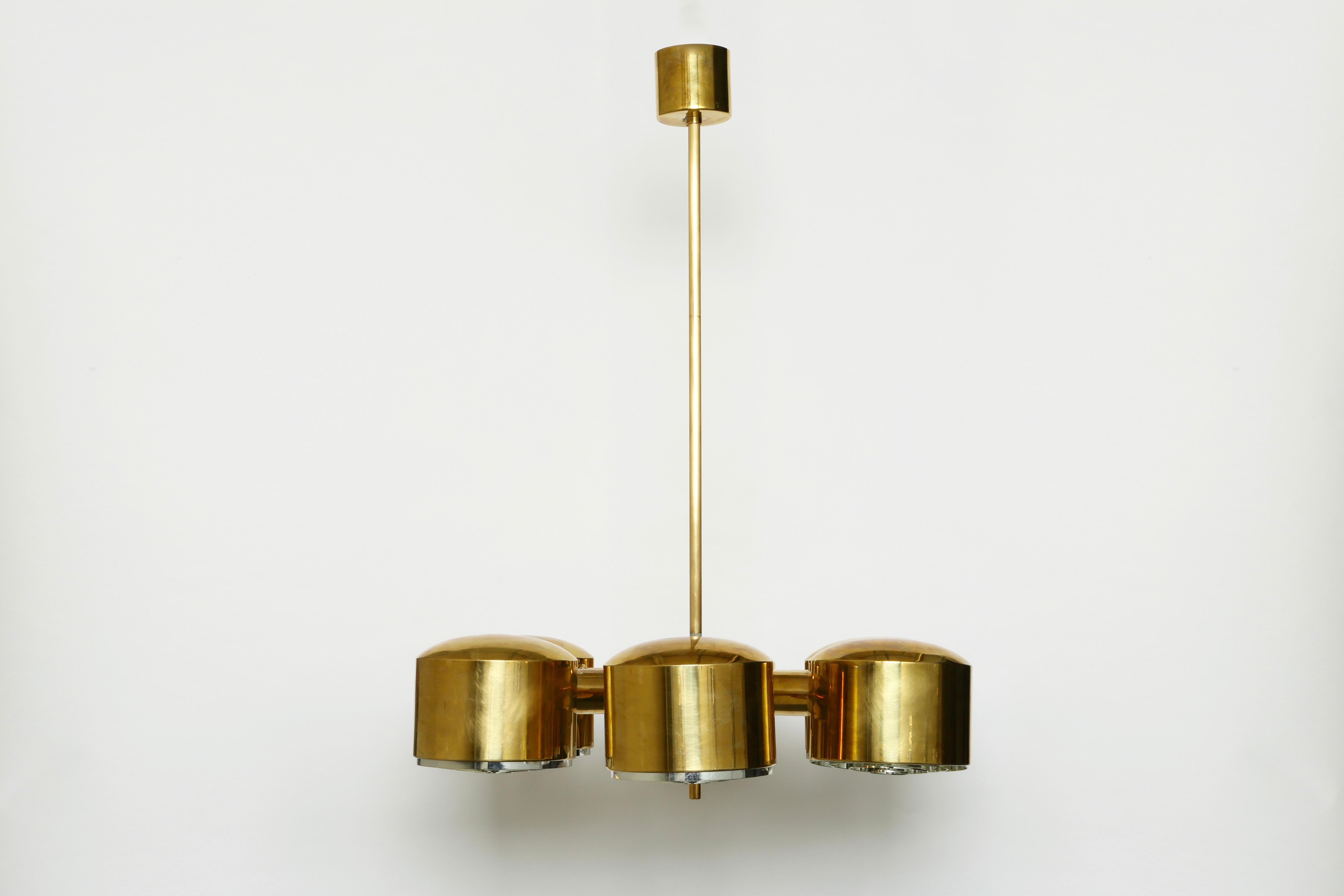 Hans-Agne Jakobsson Brass Chandelier (Skandinavische Moderne)