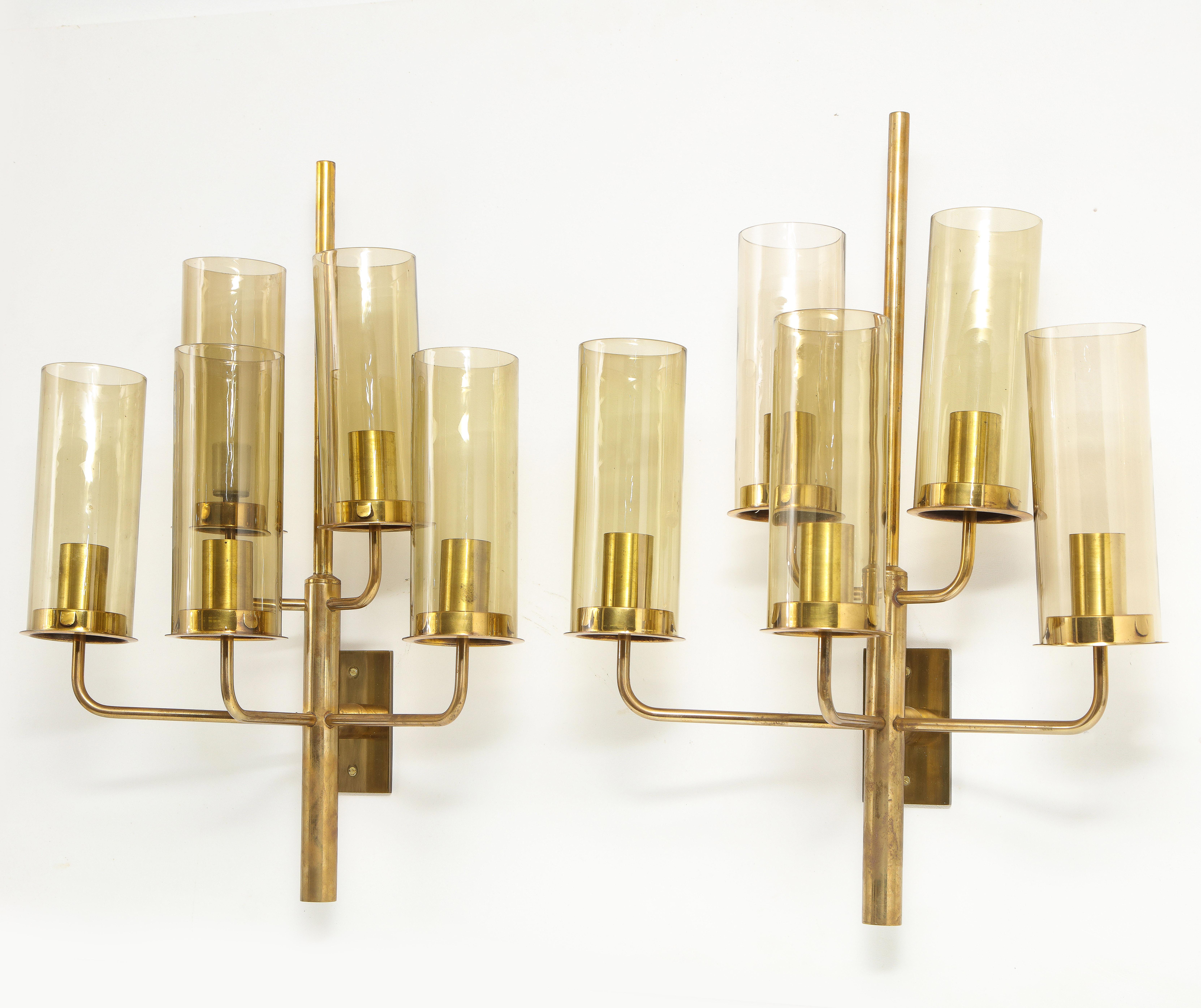 Suédois Appliques en laiton et verre de Hans-Agne Jakobsson, Suède, années 1950 en vente