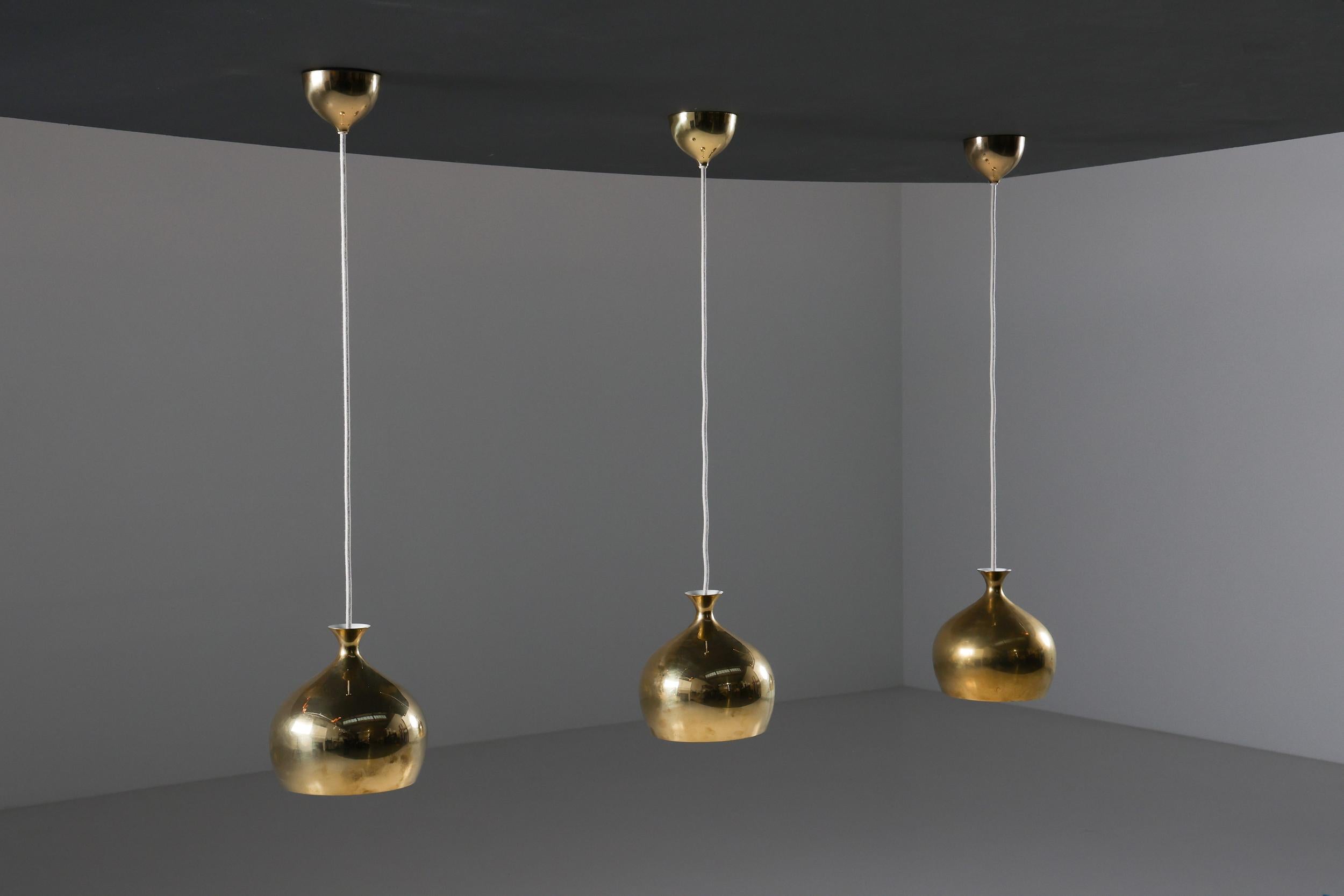 Hans Agne Jakobsson Brass Pendant Lamp for Markaryd, Scandinavian Design, 1960's For Sale 1