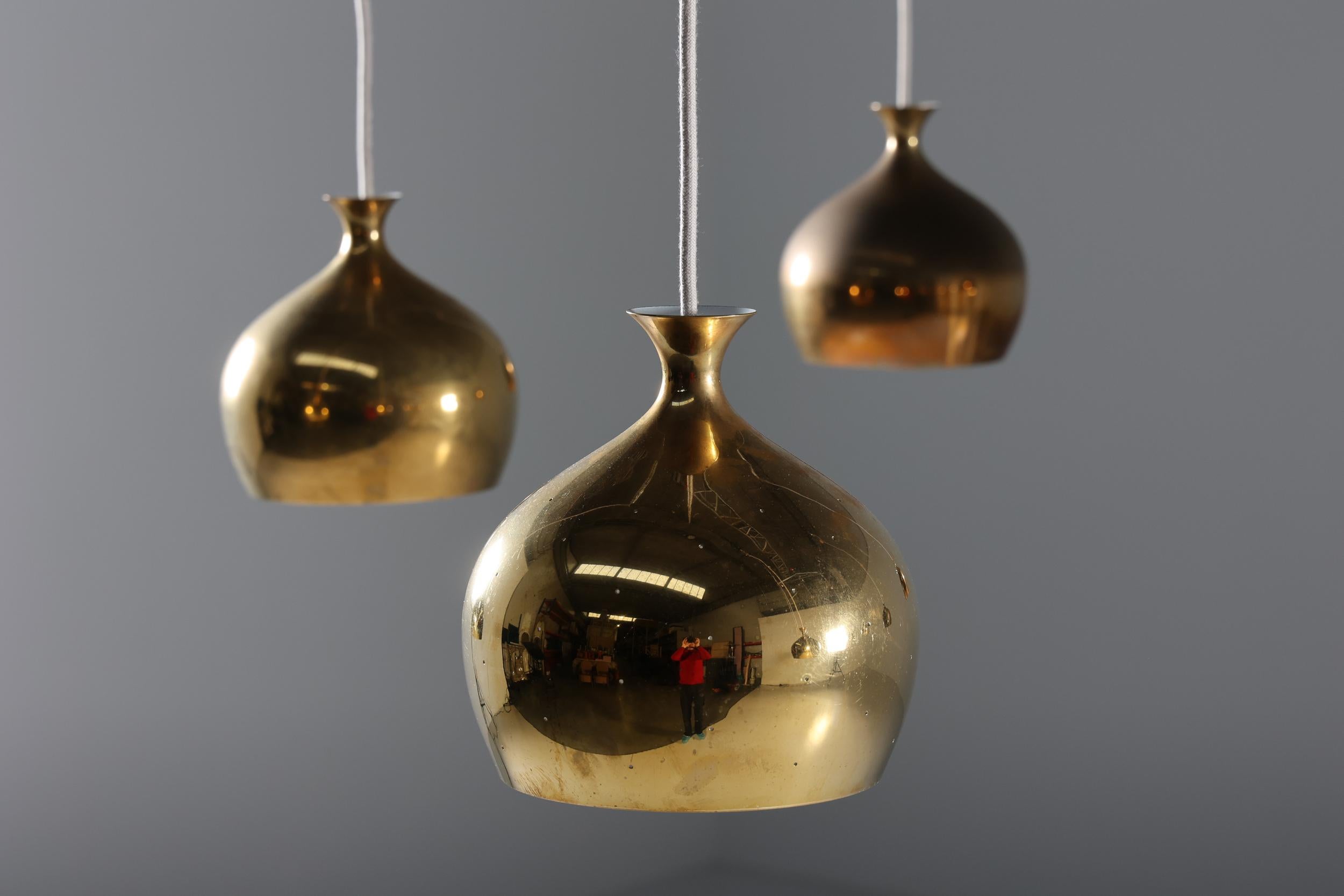 Hans Agne Jakobsson Brass Pendant Lamp for Markaryd, Scandinavia, 1960s For Sale 3